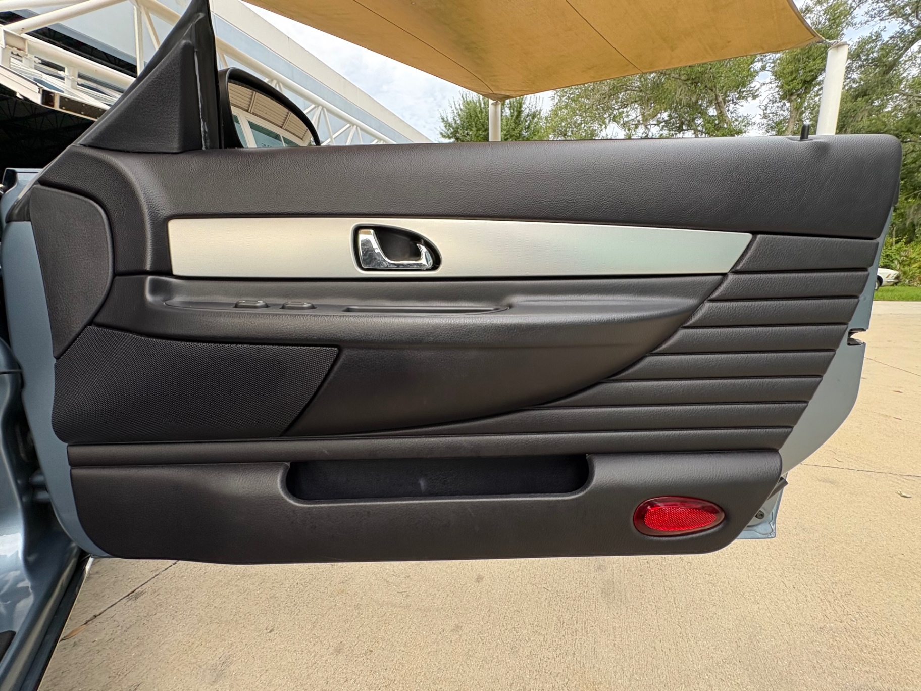 Vehicle photo 45