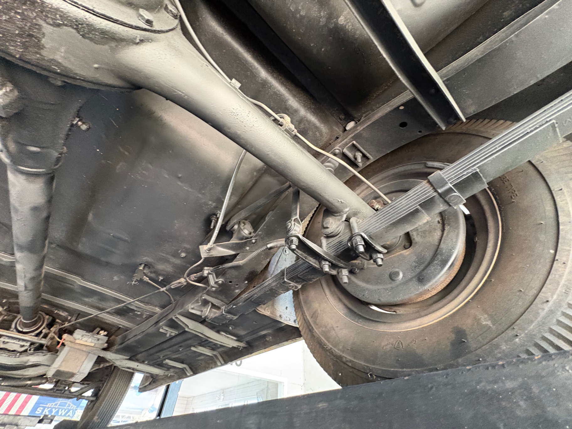 Vehicle photo 40