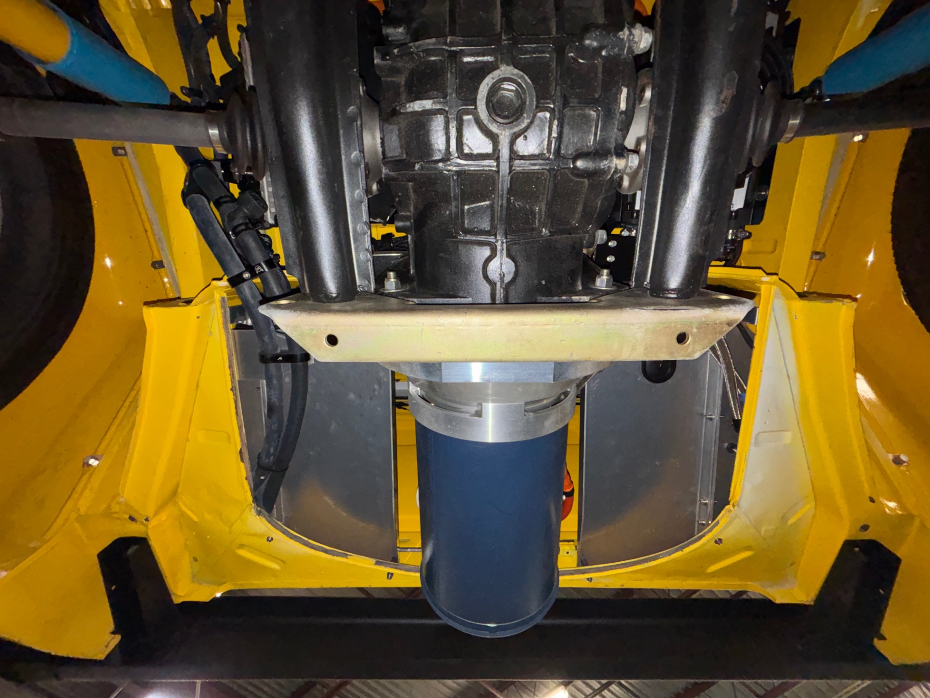 Vehicle photo 52