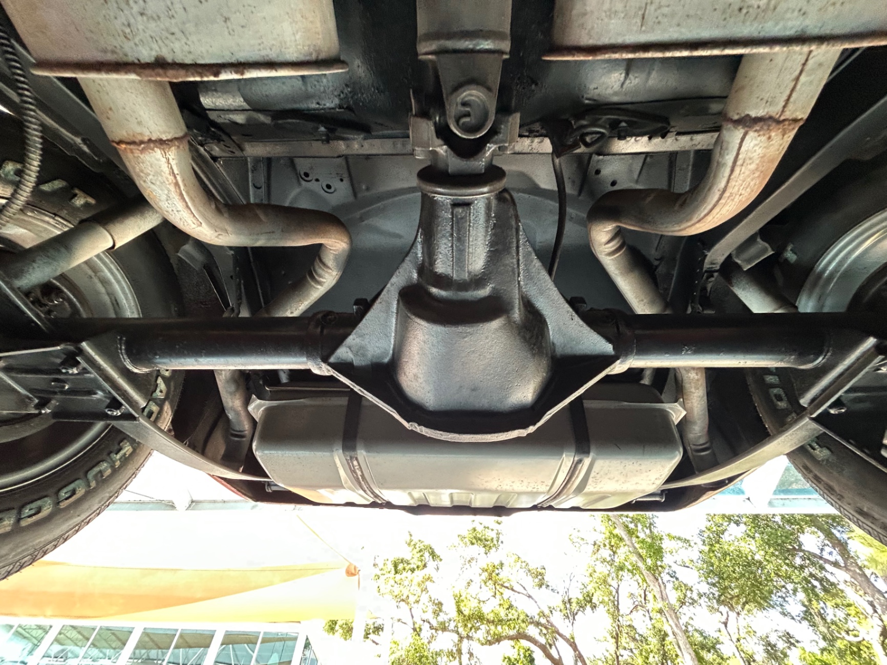 Vehicle photo 57