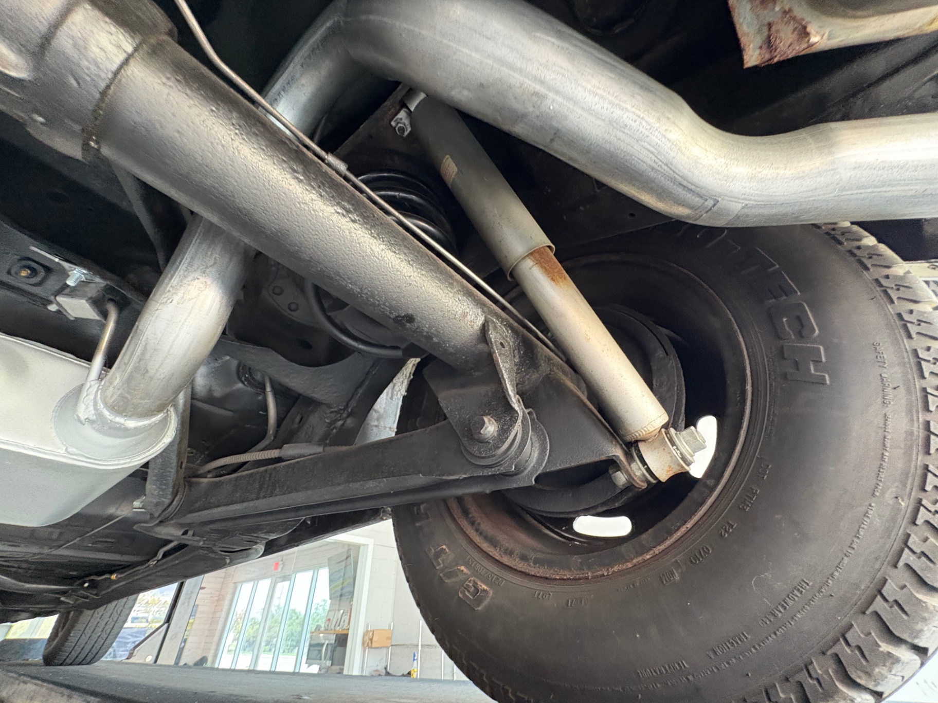 Vehicle photo 51