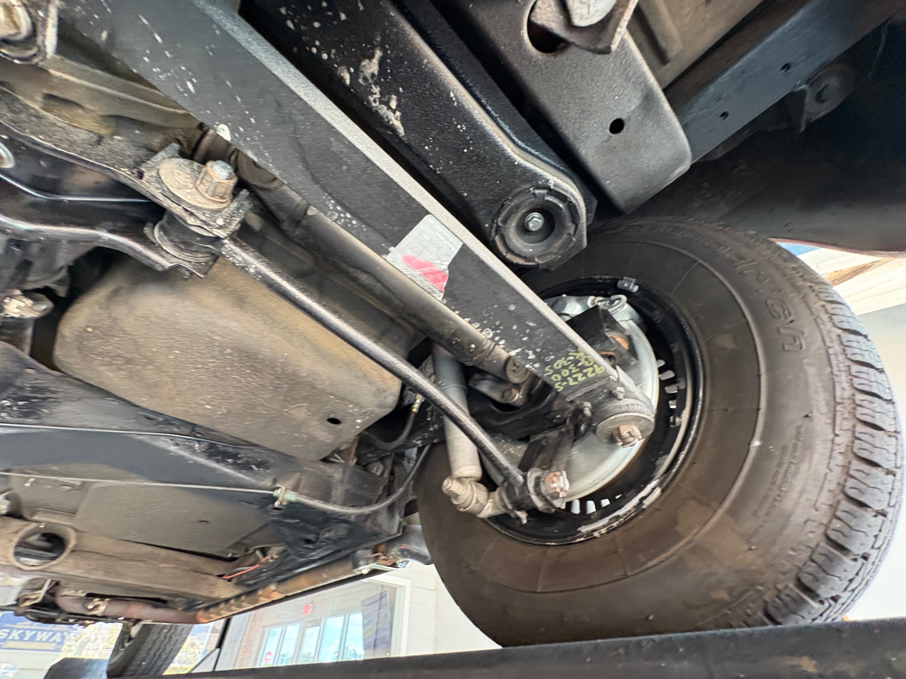 Vehicle photo 52