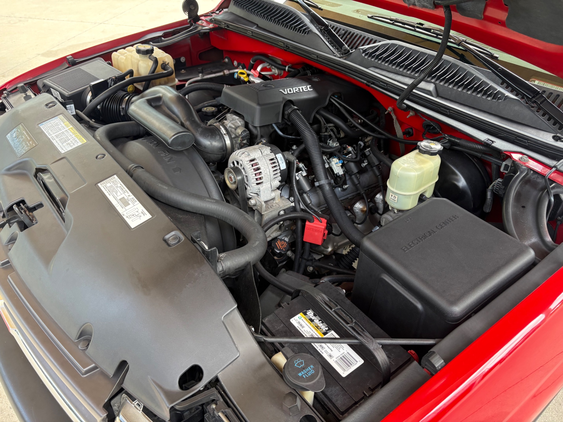 Vehicle photo 28