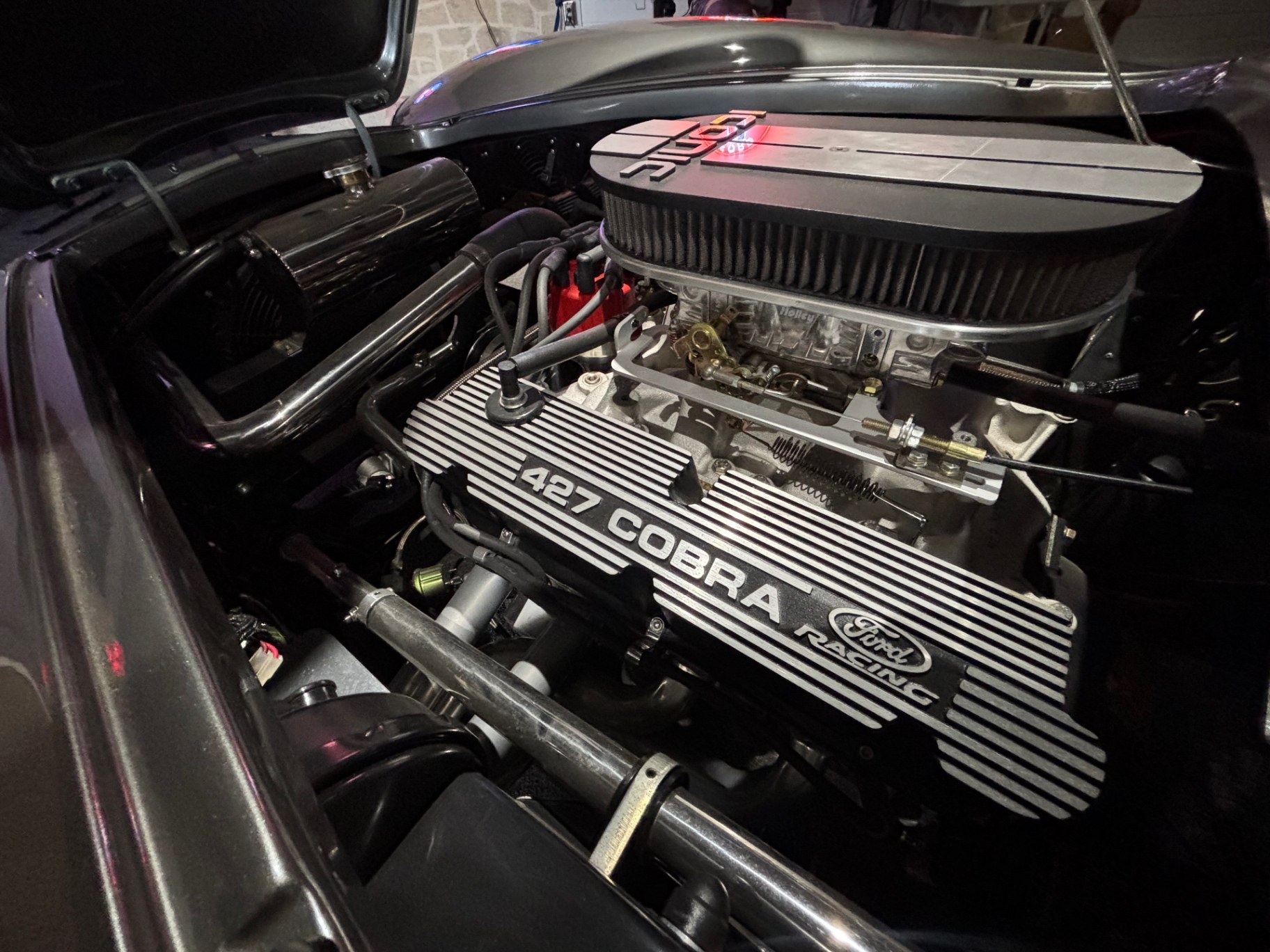 Vehicle photo 28
