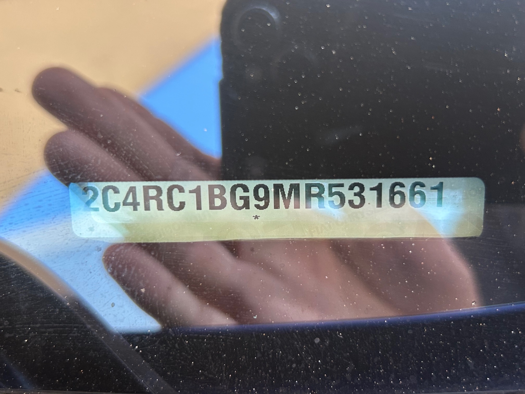 Vehicle photo 22