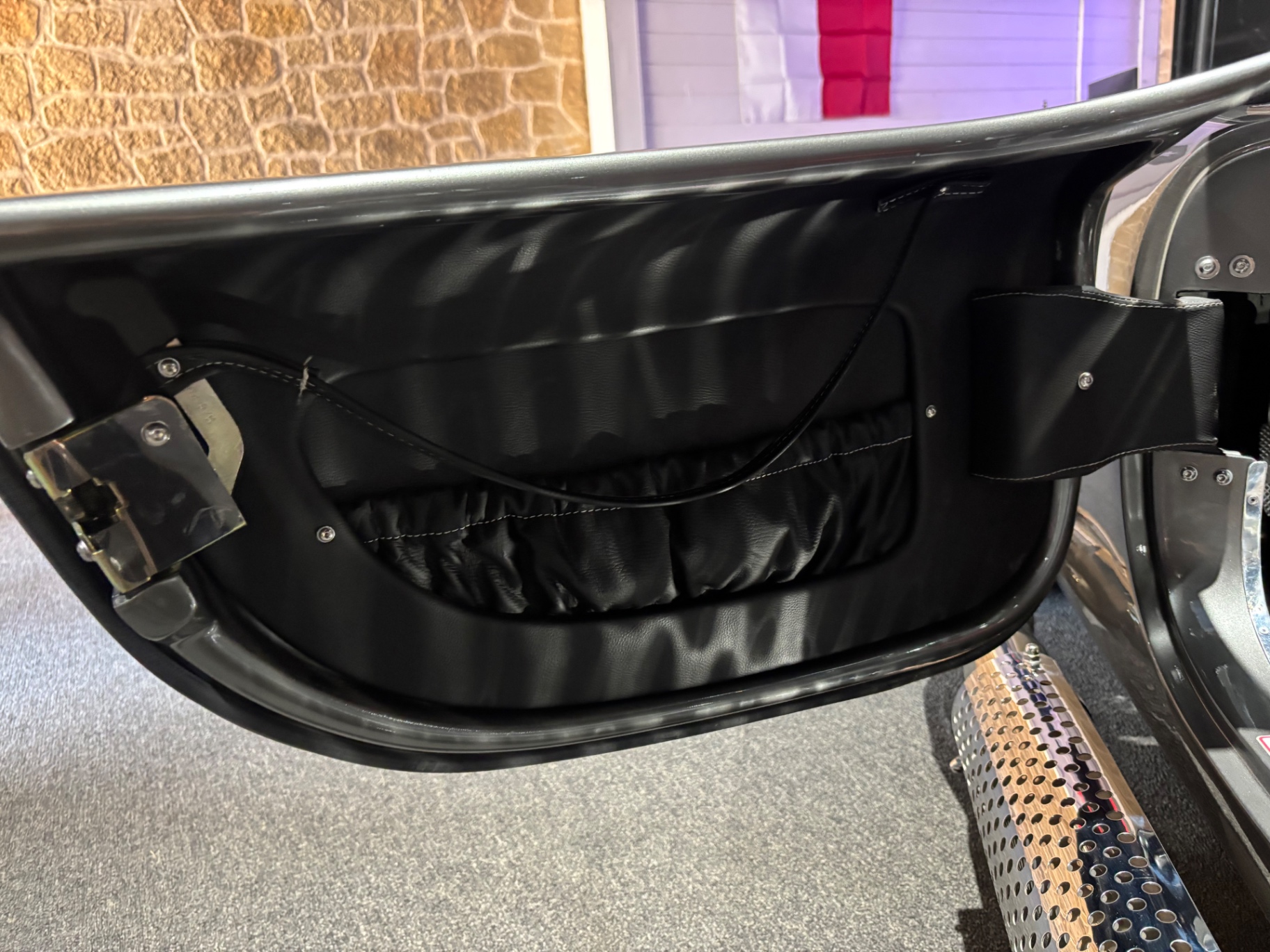 Vehicle photo 40