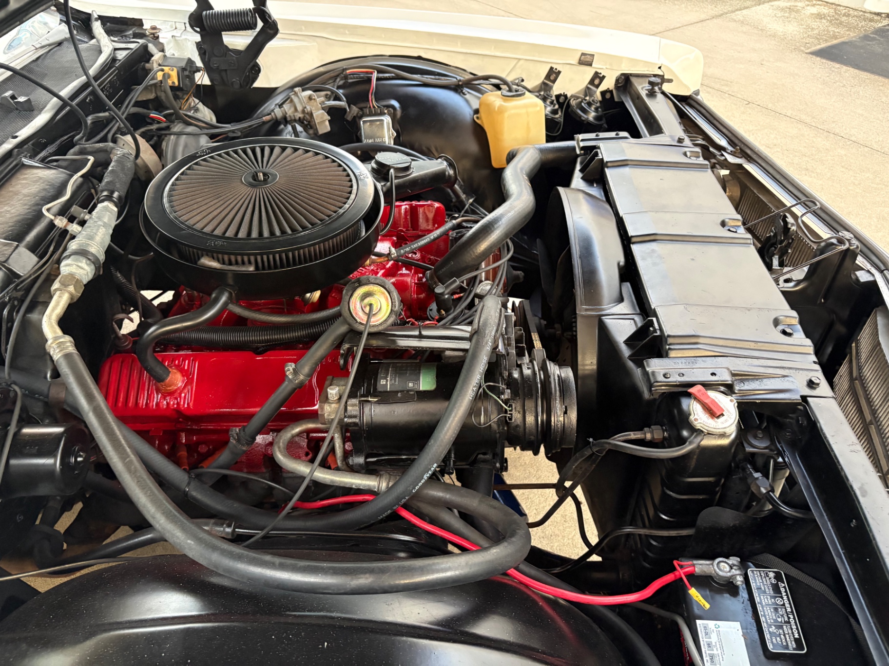 Vehicle photo 28