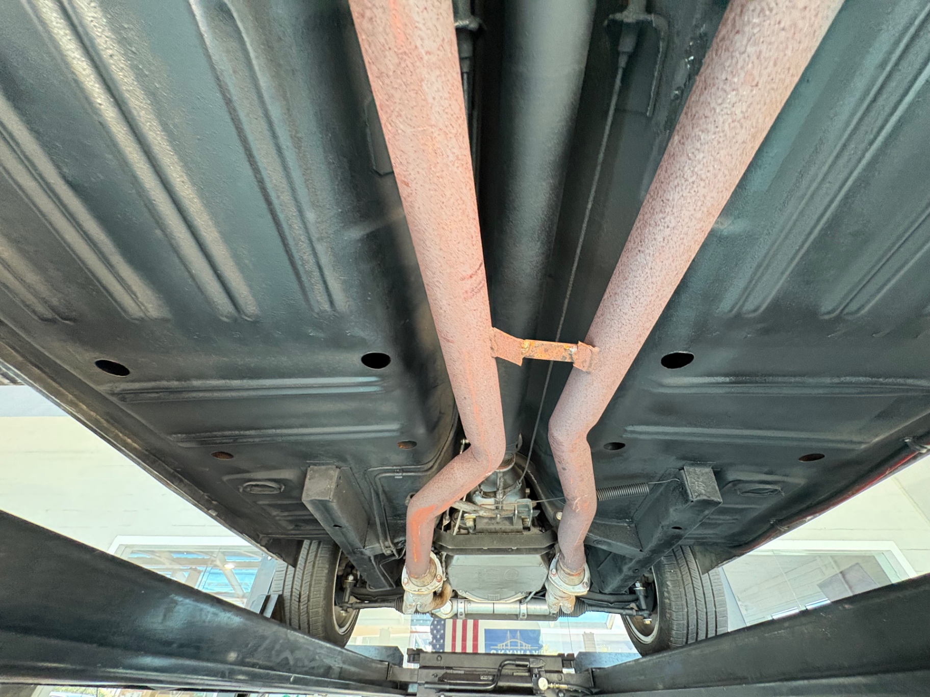Vehicle photo 48