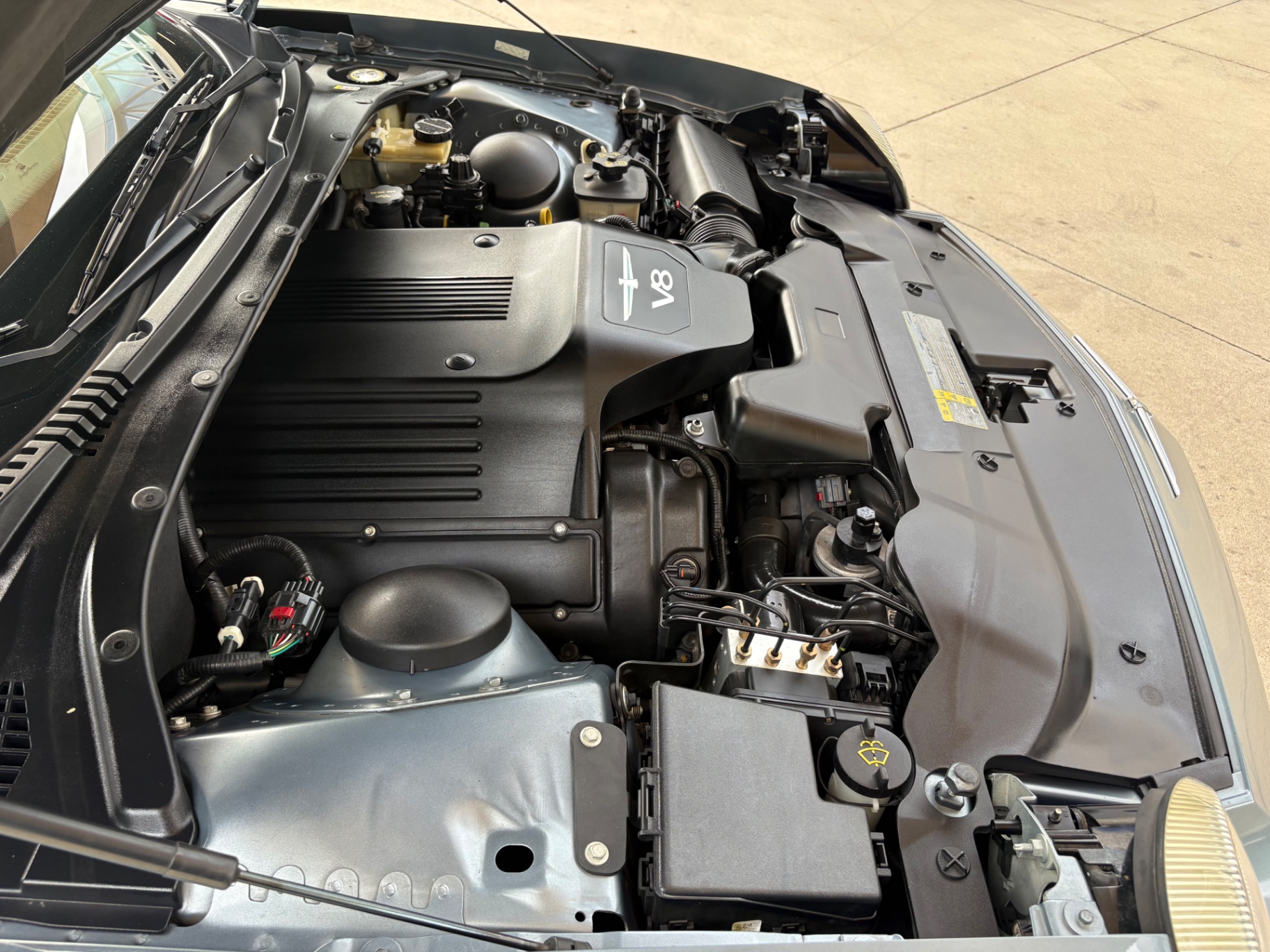 Vehicle photo 34