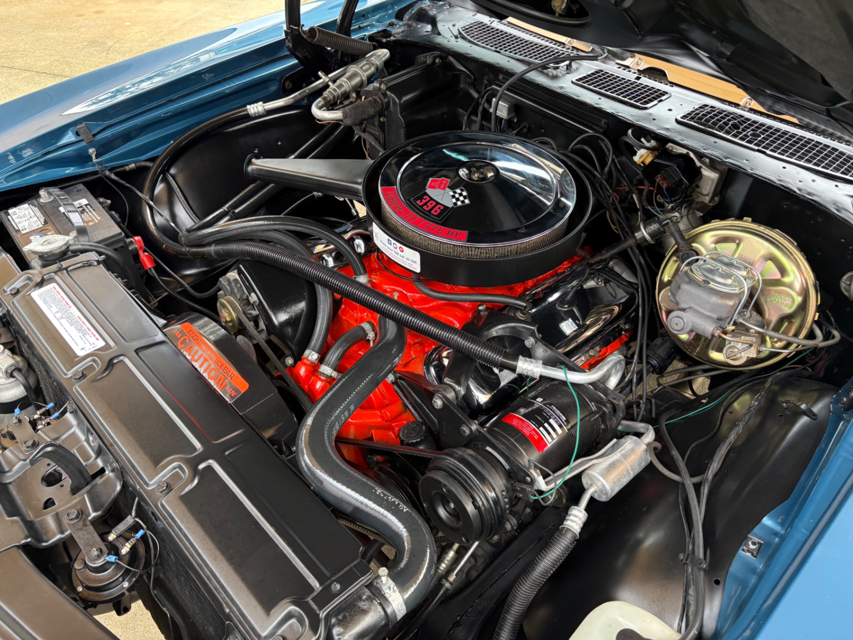 Vehicle photo 34
