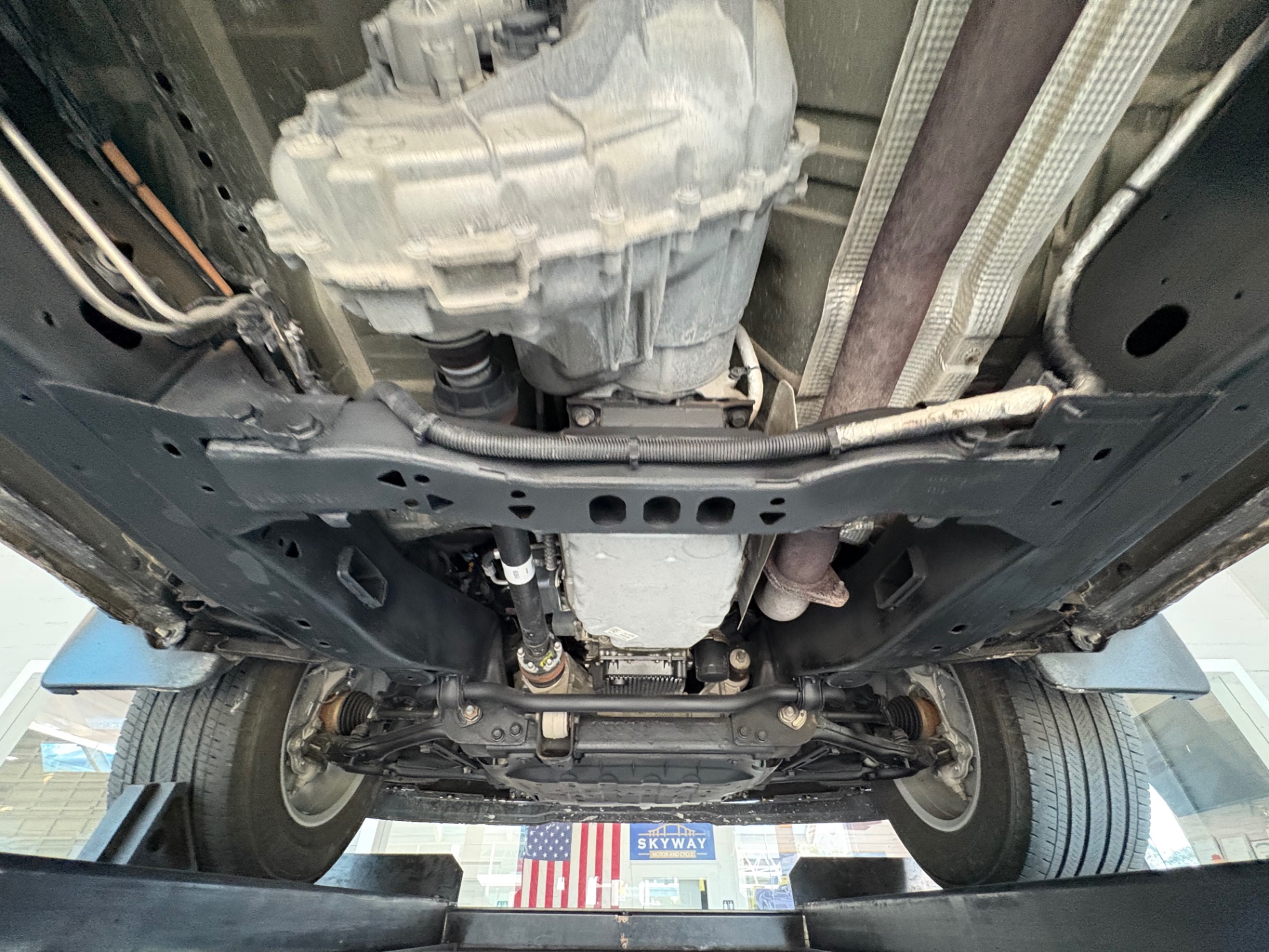 Vehicle photo 51