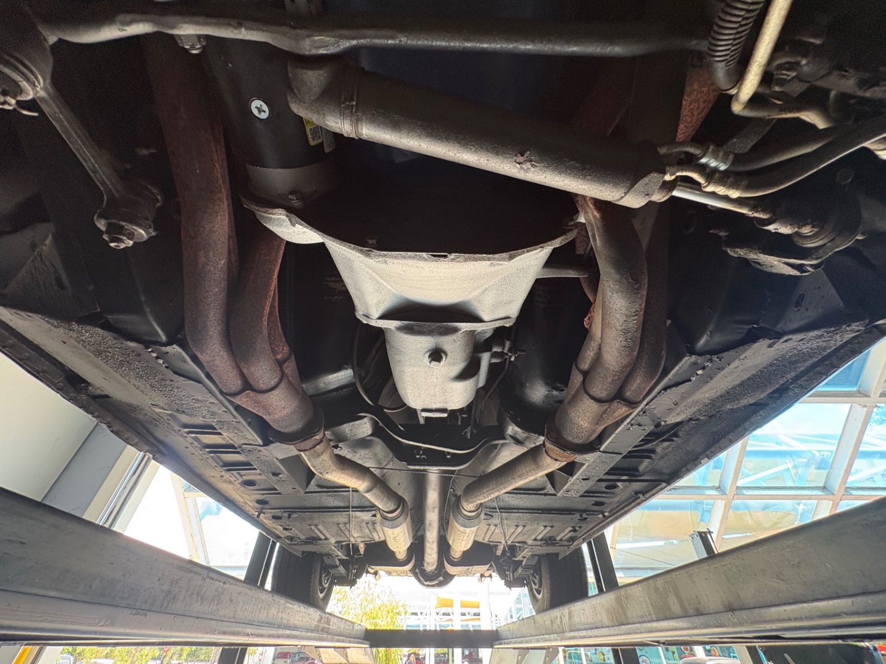 Vehicle photo 52