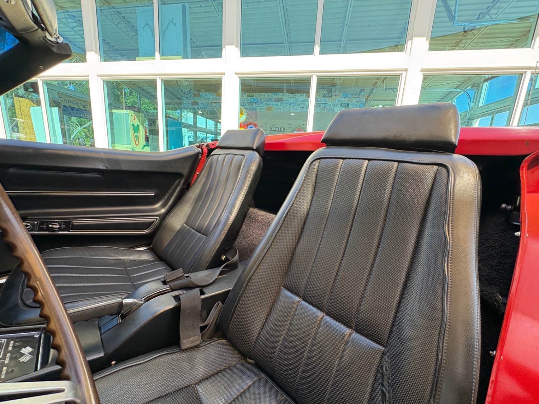 Vehicle photo 40
