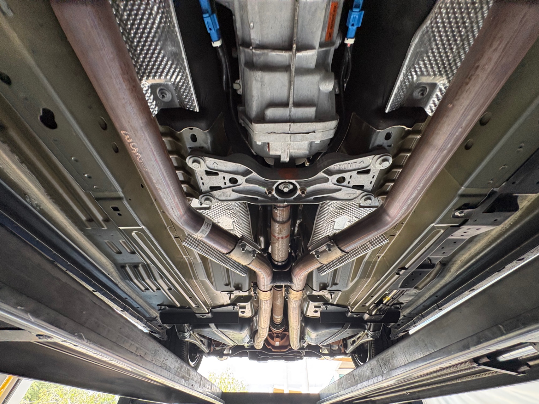 Vehicle photo 58