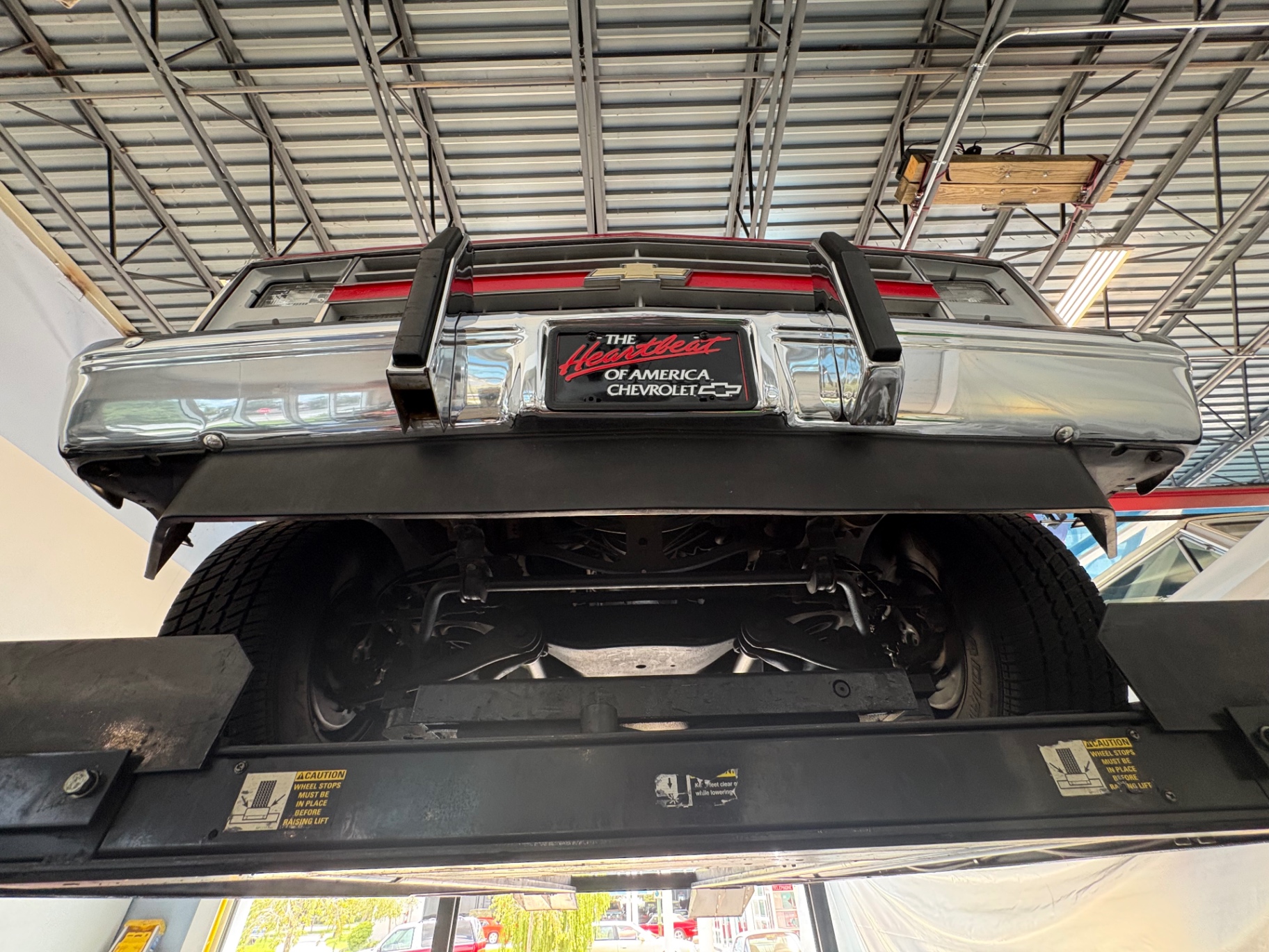 Vehicle photo 54