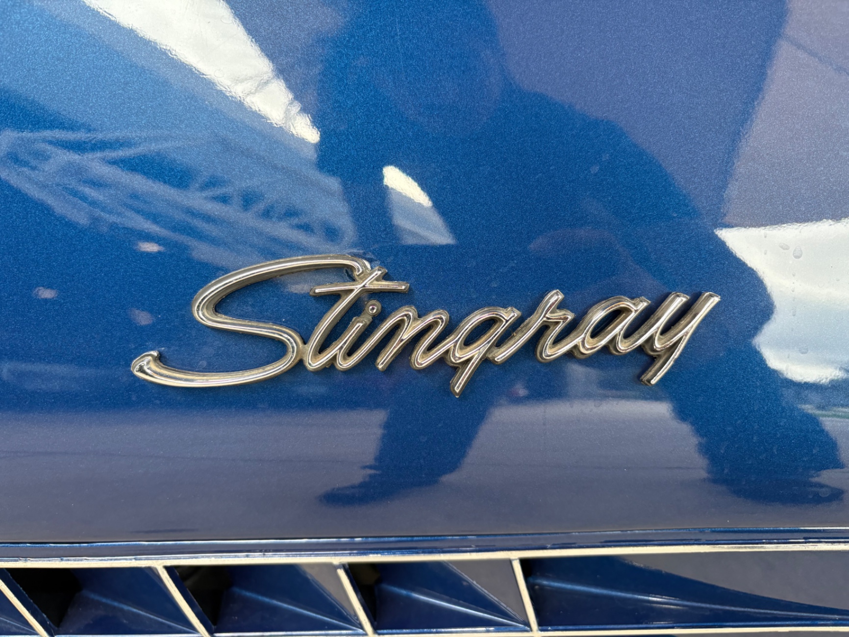 Vehicle photo 22