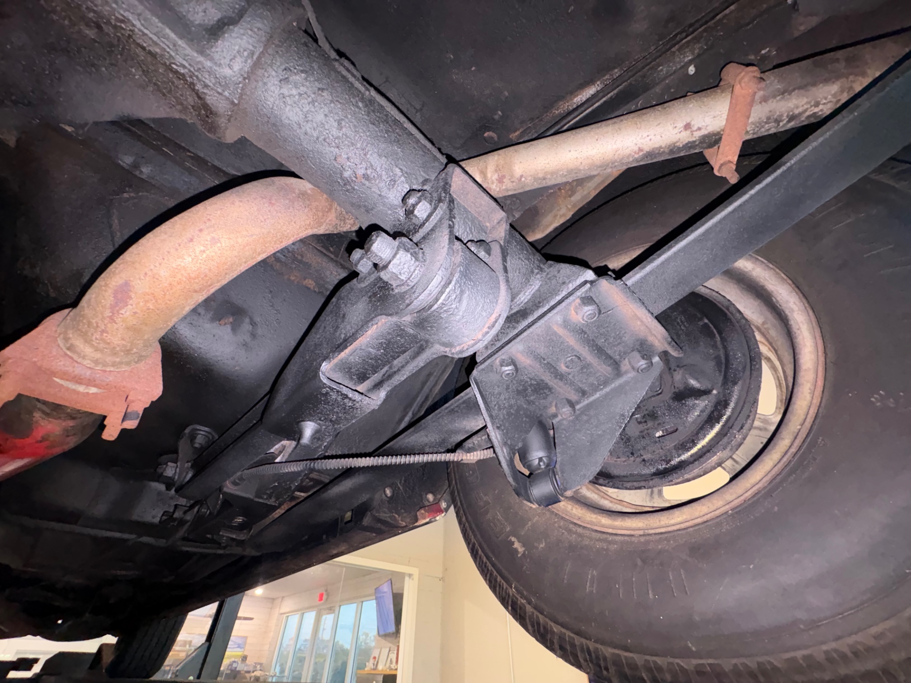 Vehicle photo 53
