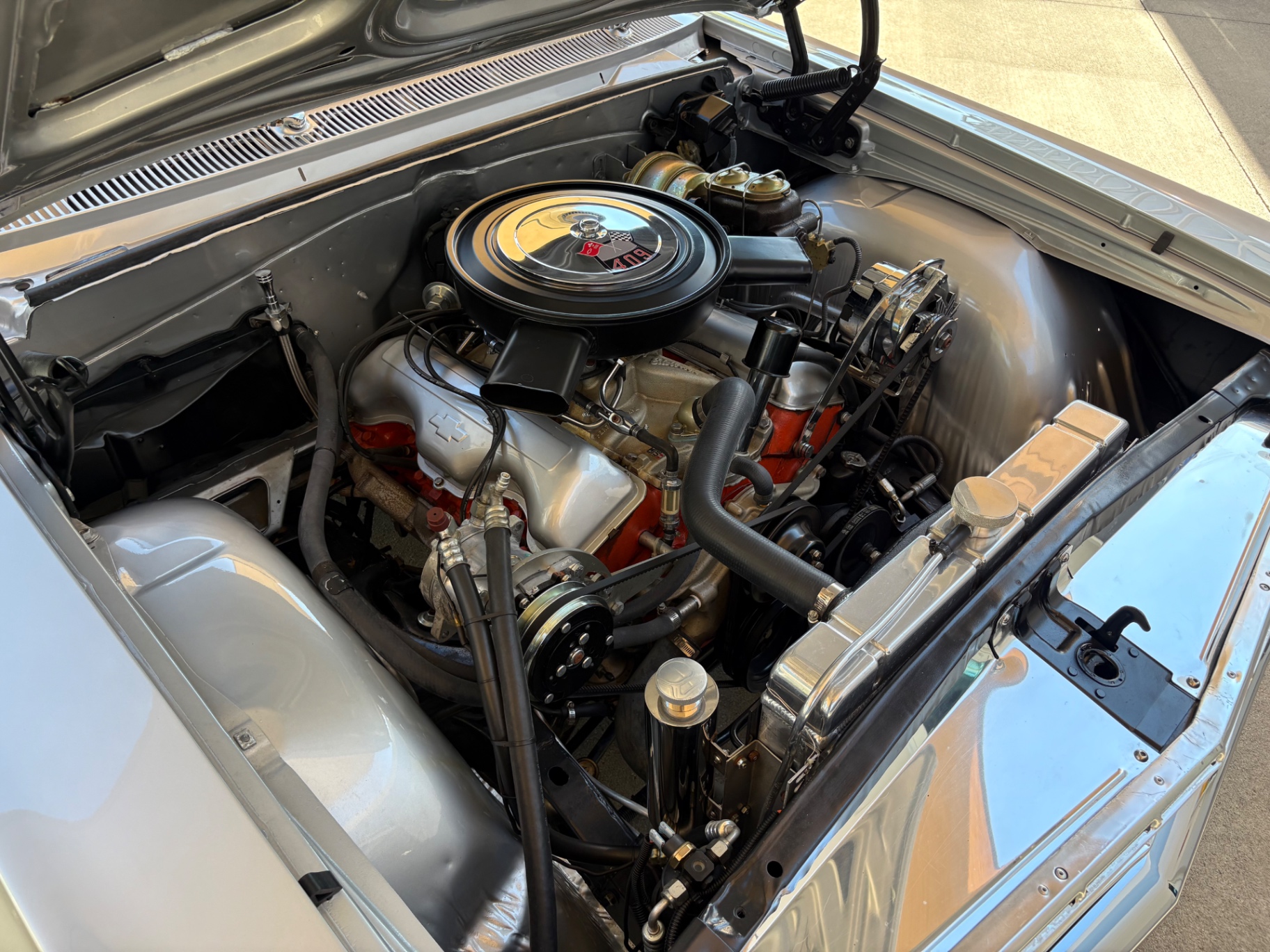 Vehicle photo 34