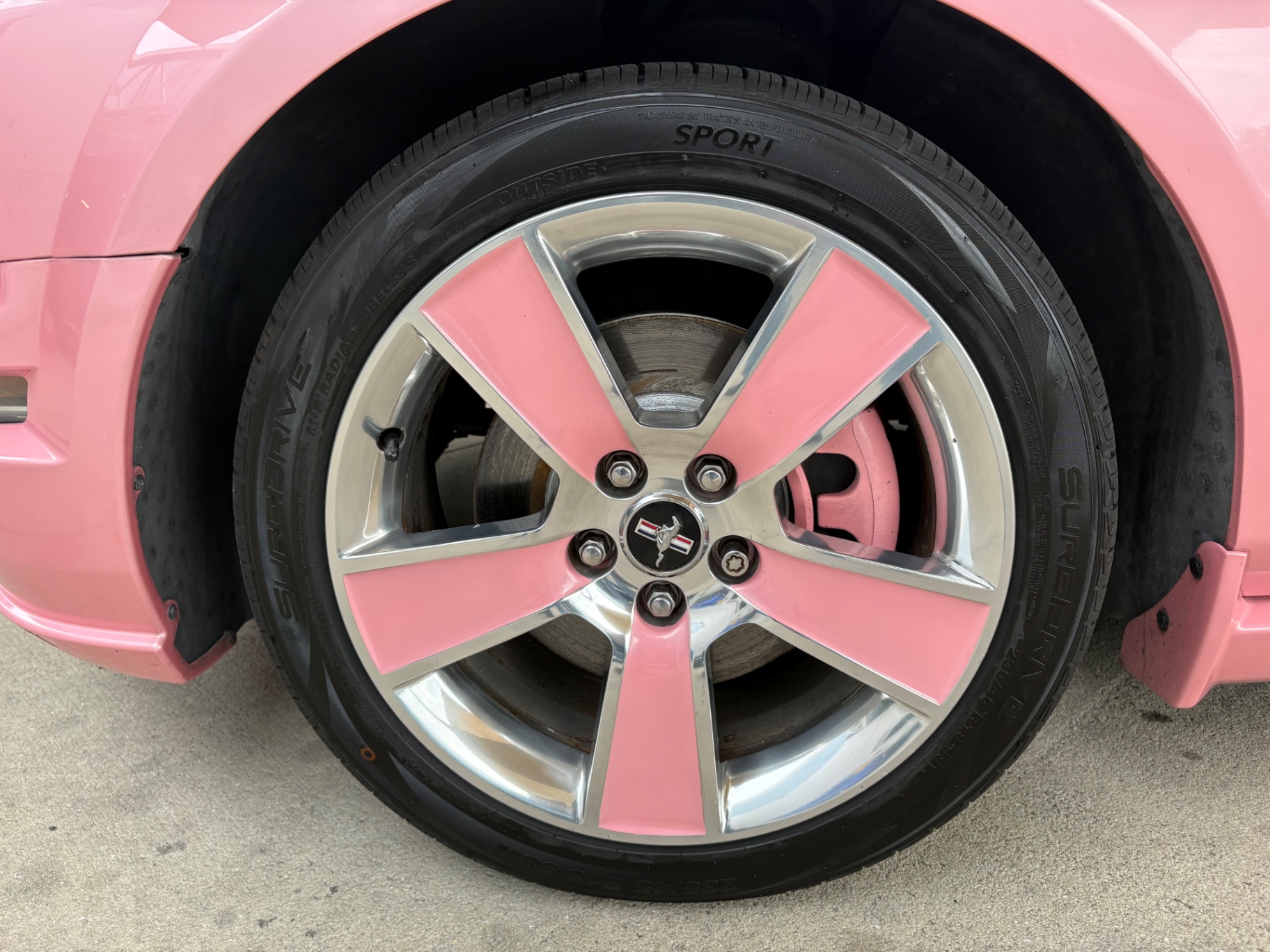 Vehicle photo 27