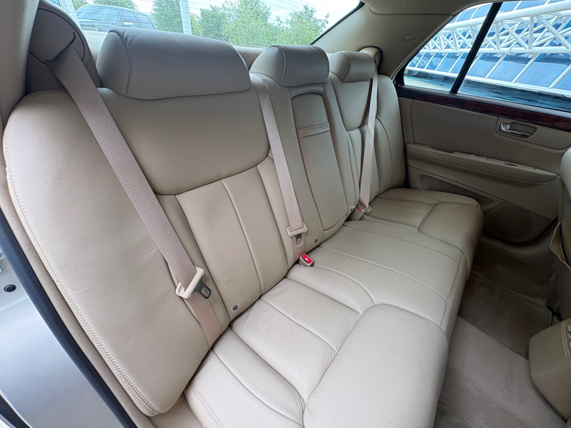 Vehicle photo 40