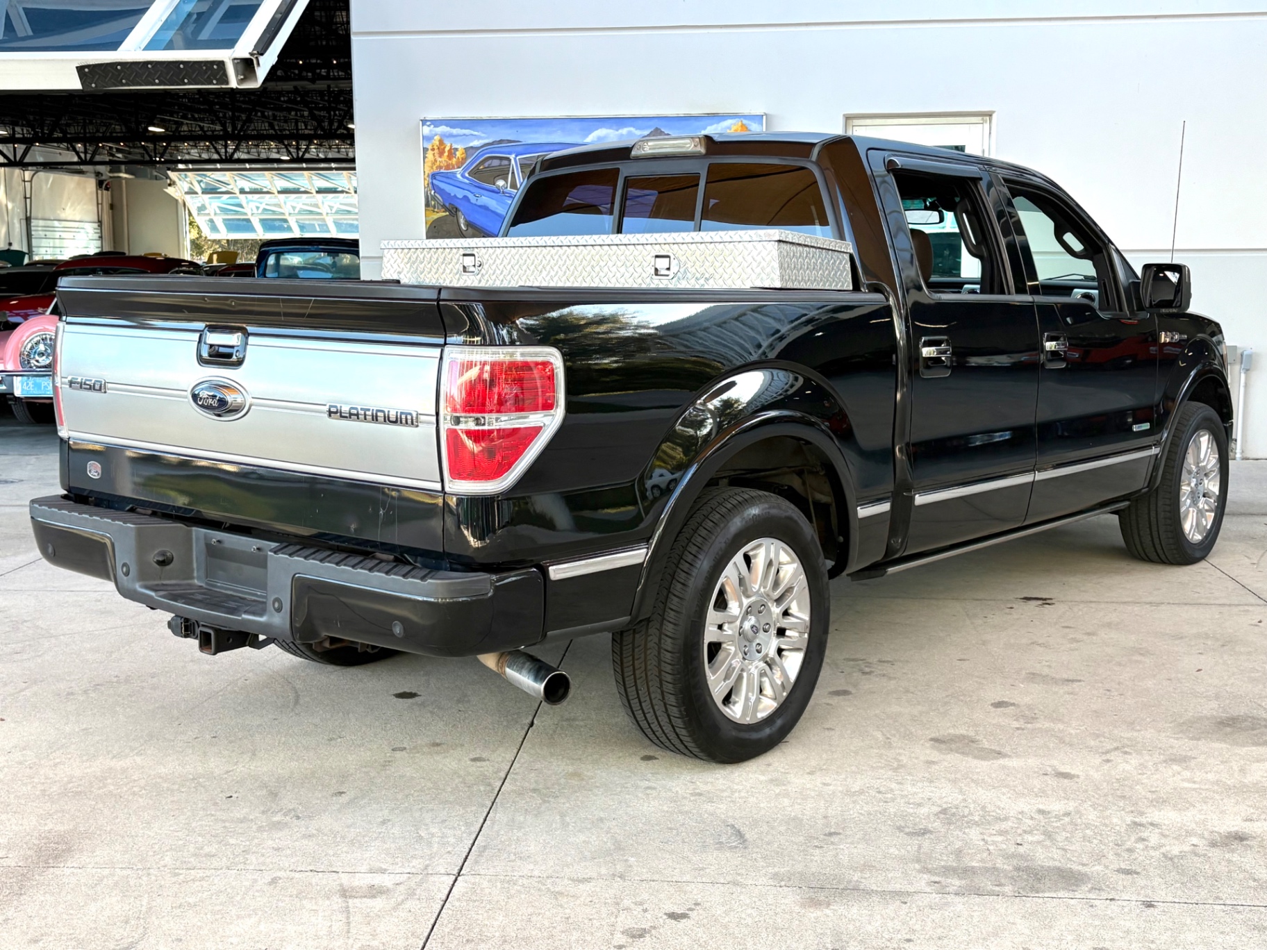 2012 Ford F-150 Platinum photo 3