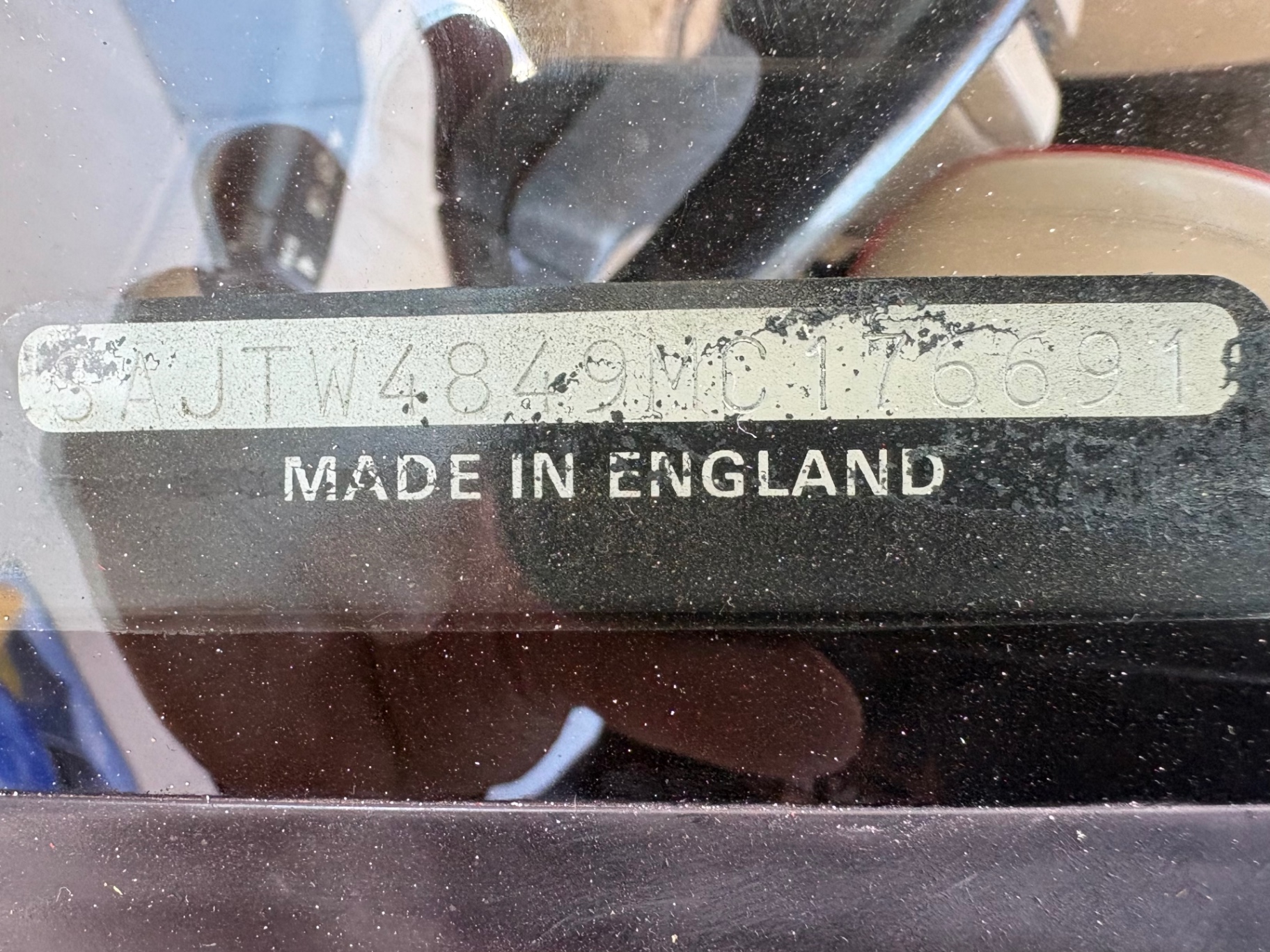 Vehicle photo 27