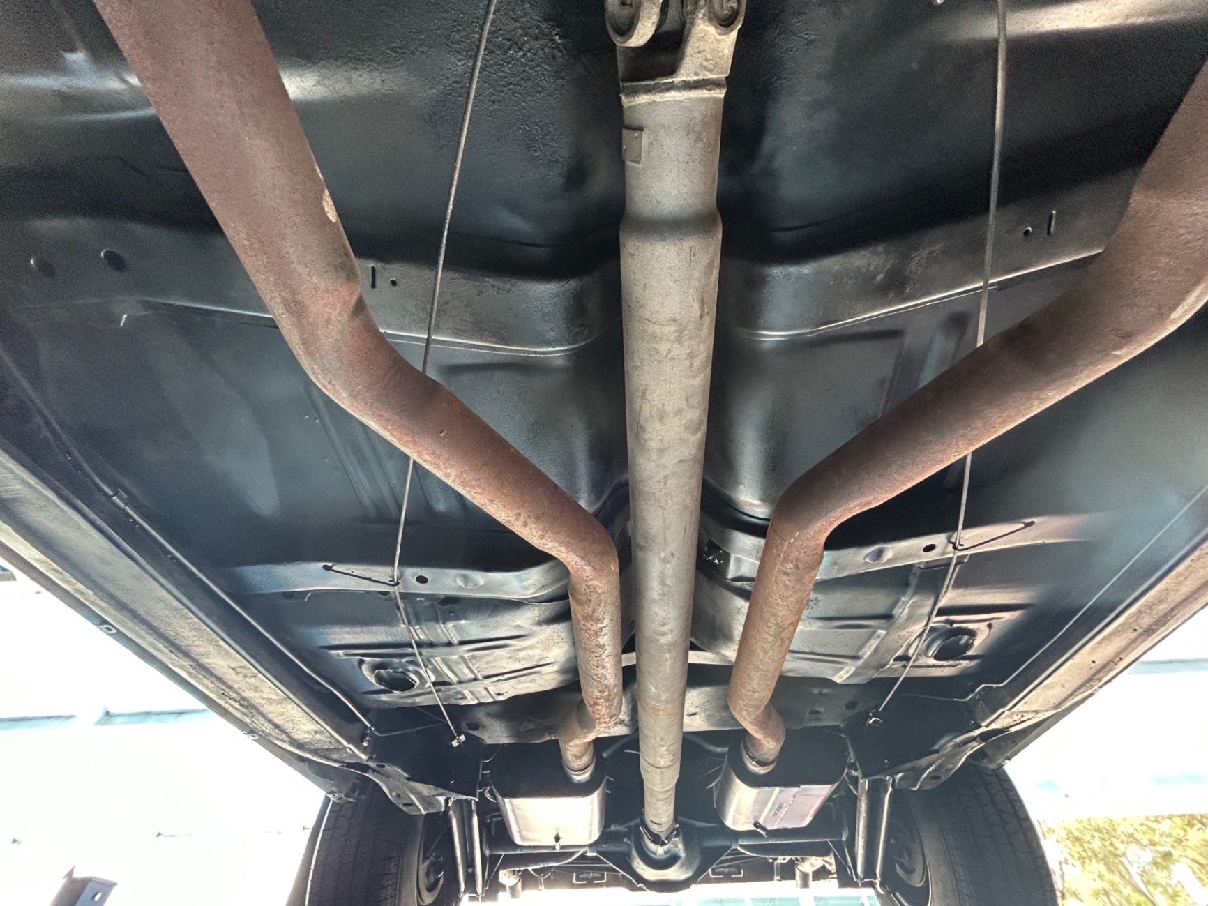 Vehicle photo 50