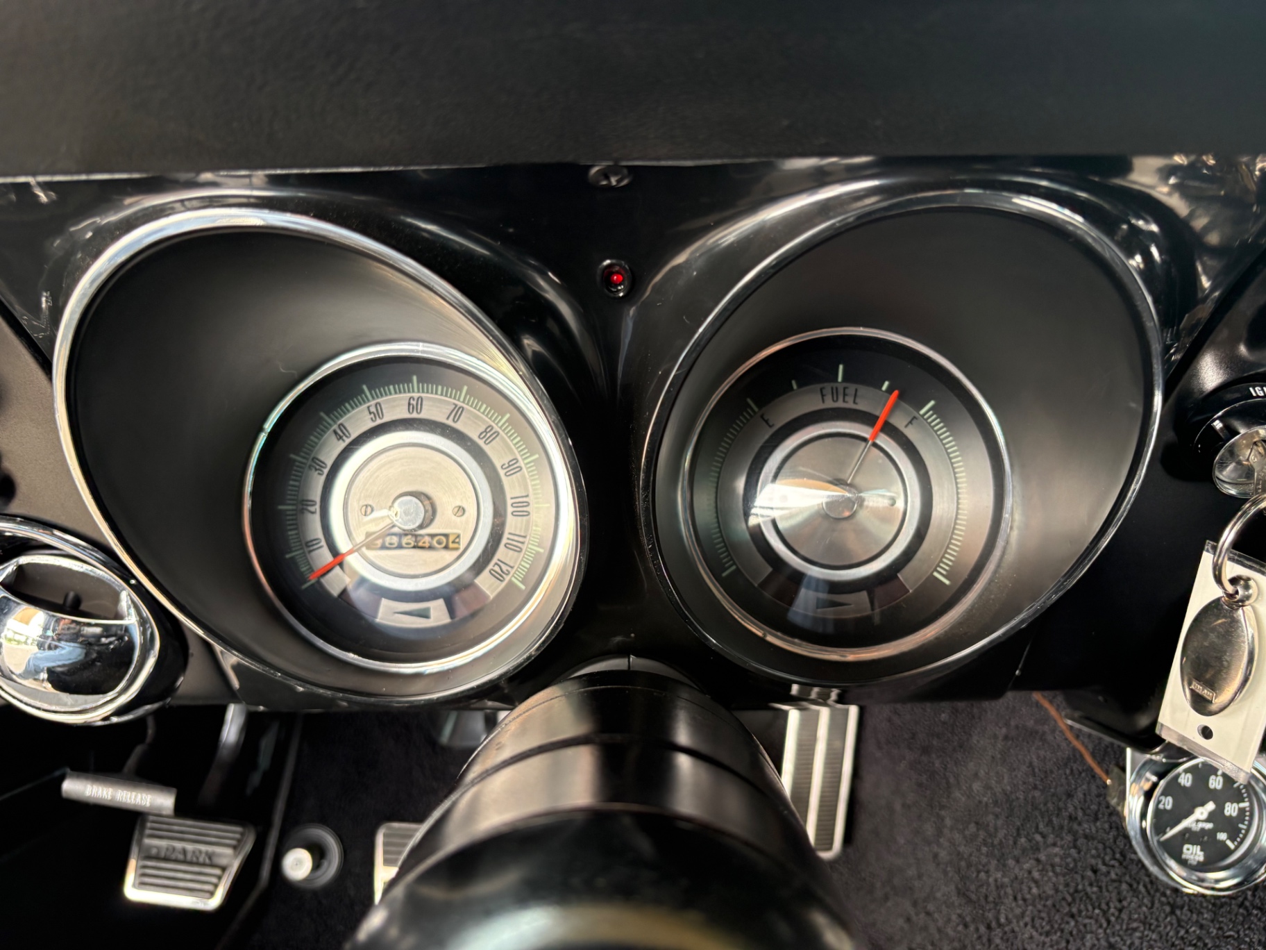 Vehicle photo 38