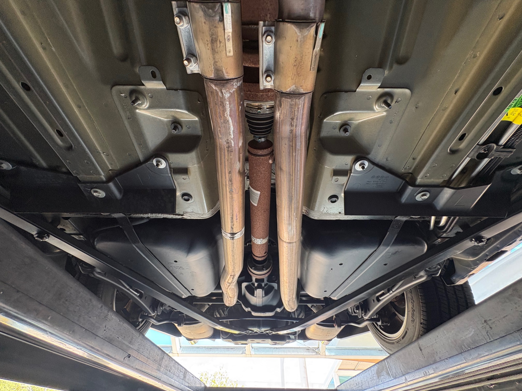 Vehicle photo 65