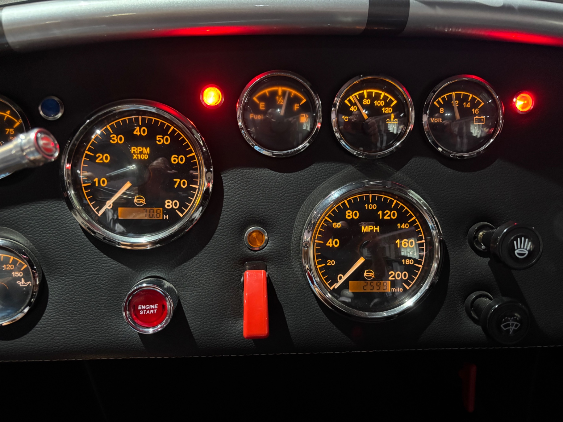 Vehicle photo 41
