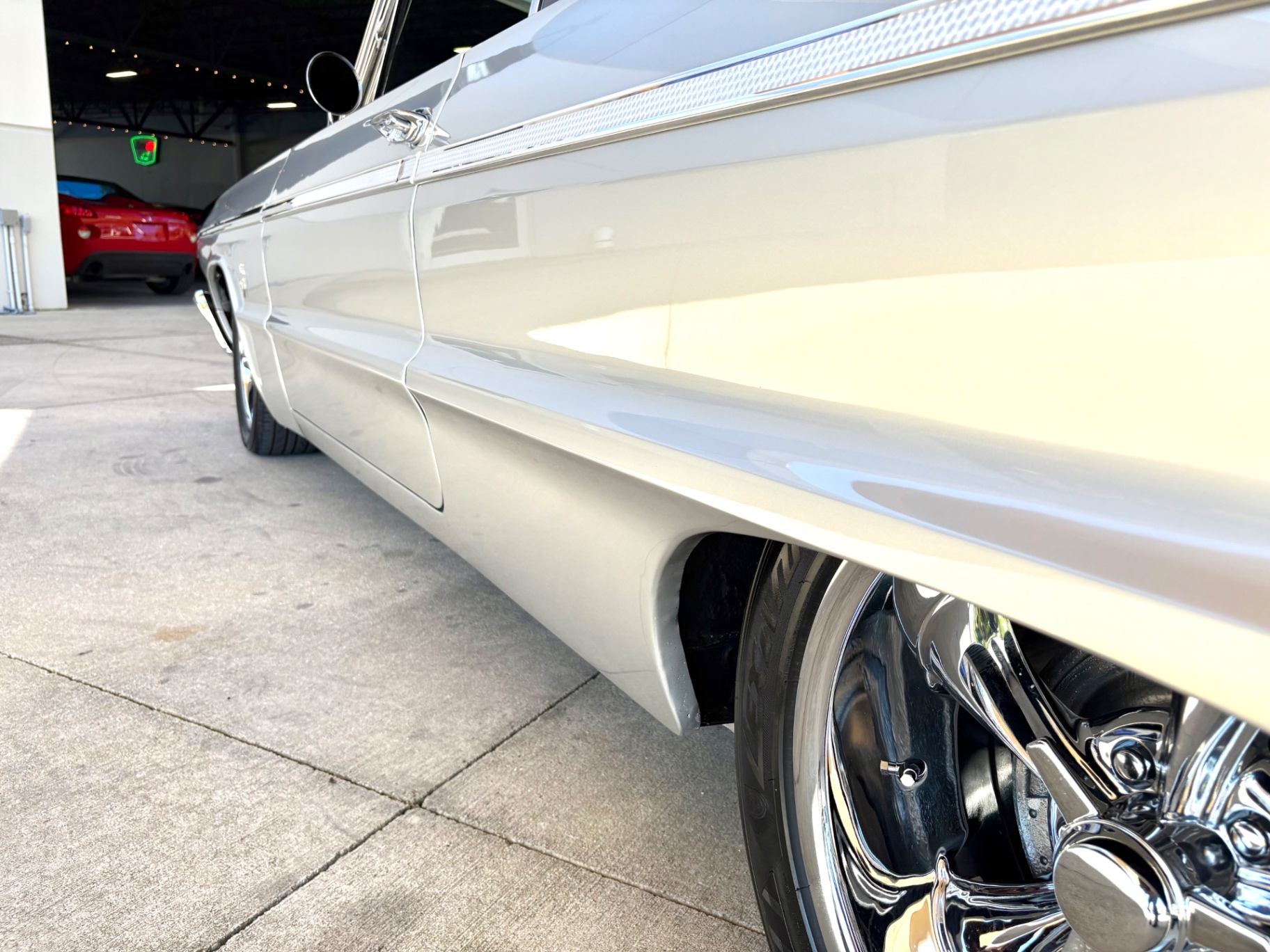 Vehicle photo 24