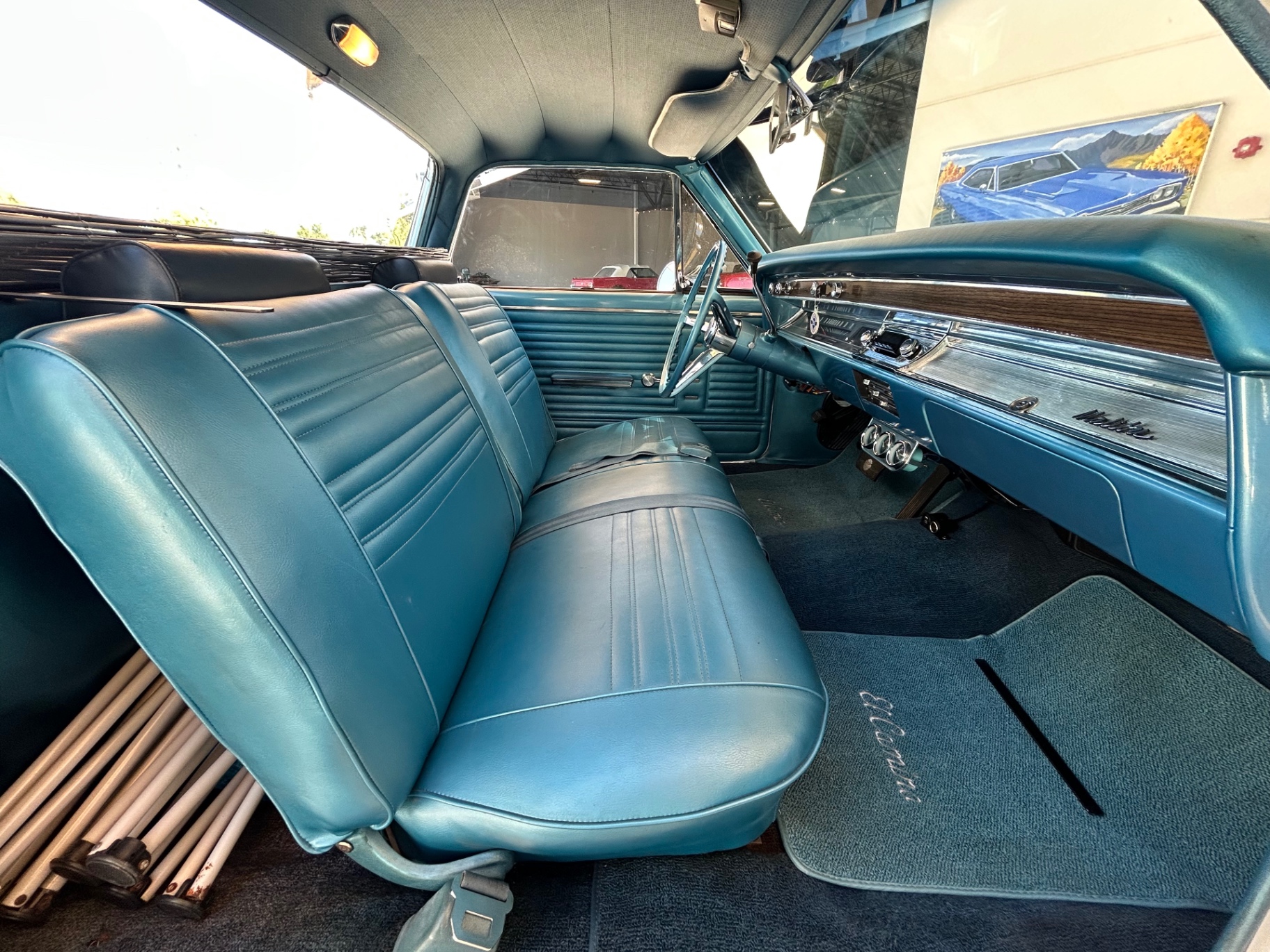 Vehicle photo 36