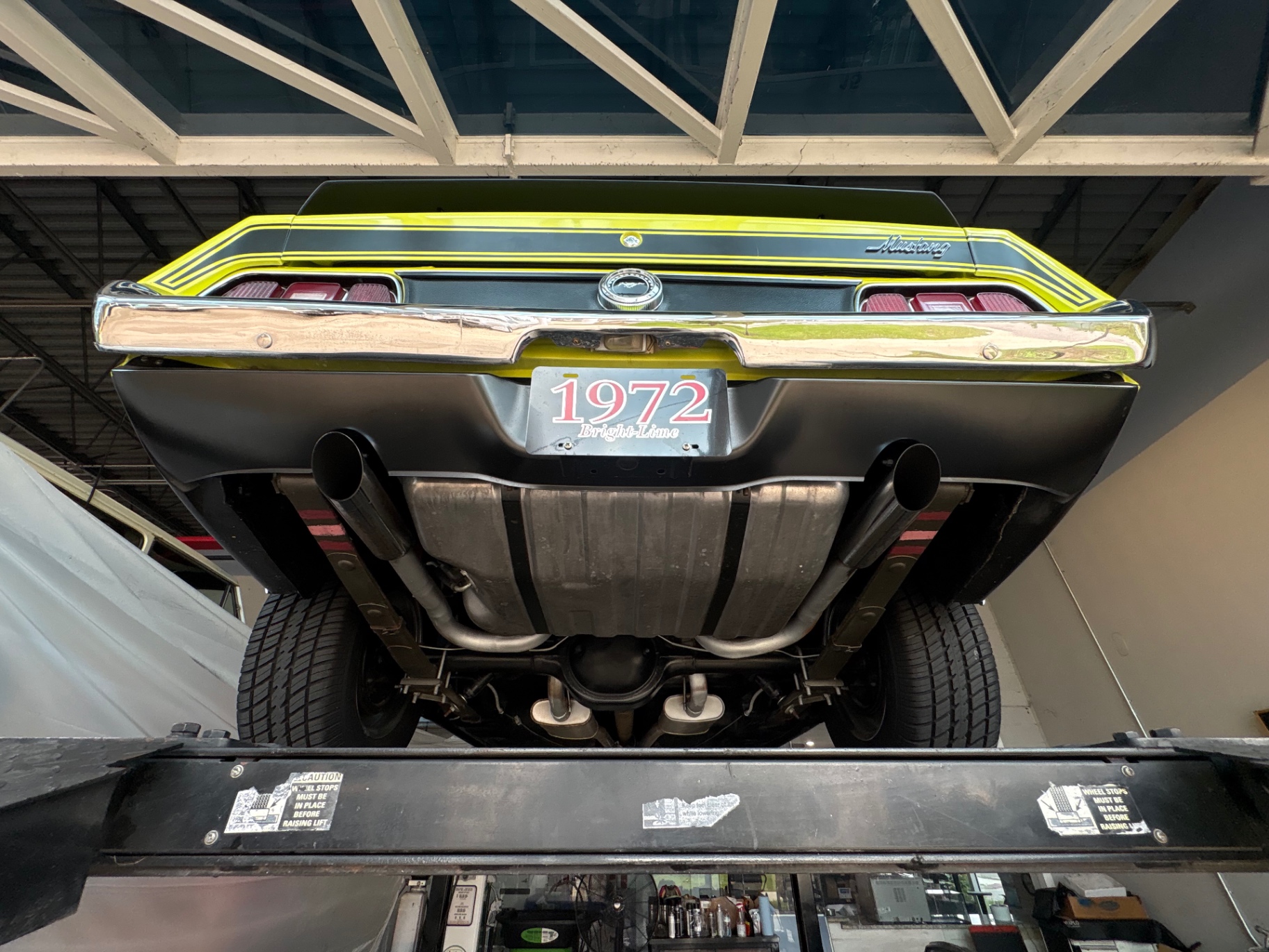 Vehicle photo 48