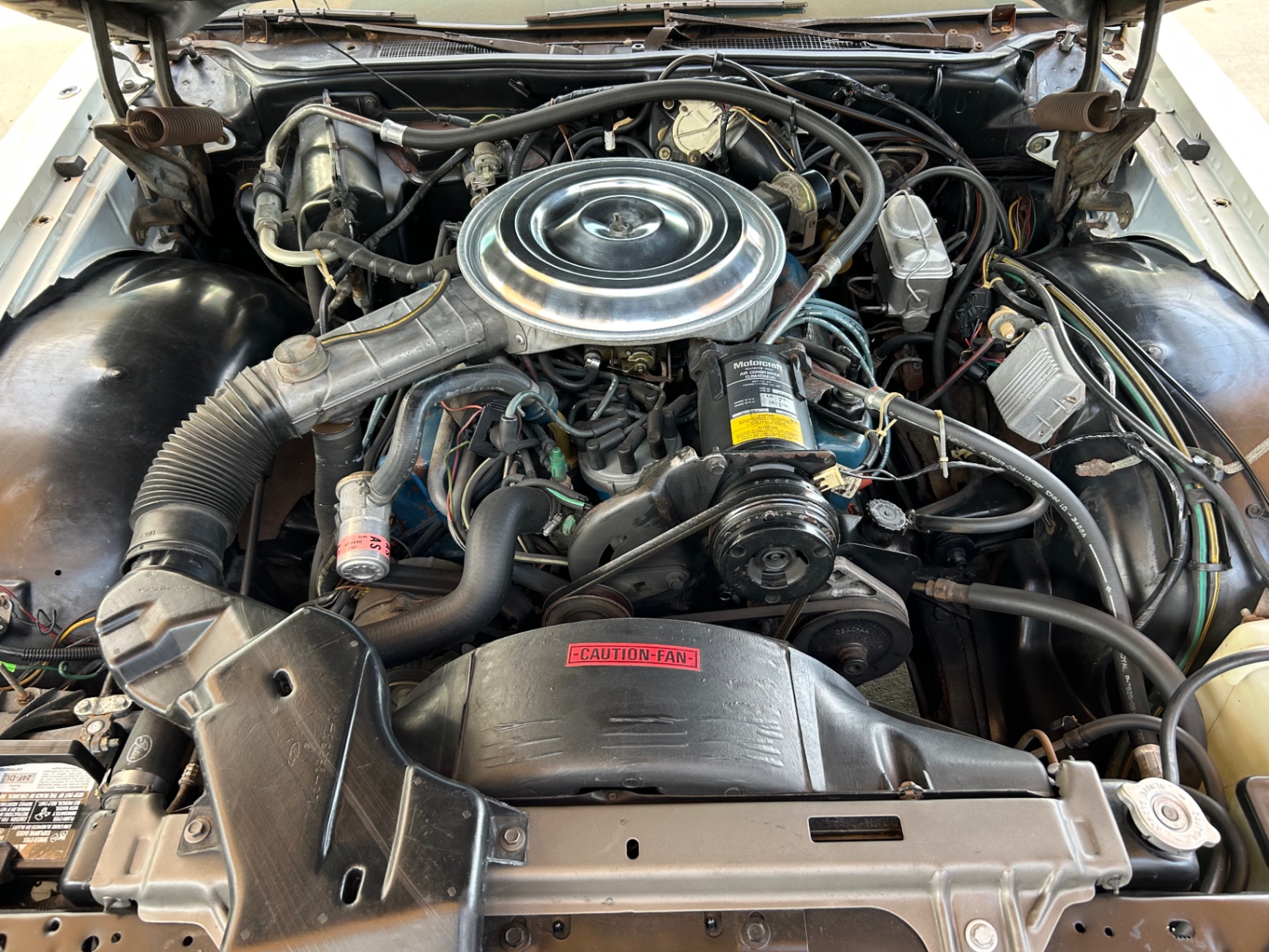 Vehicle photo 16