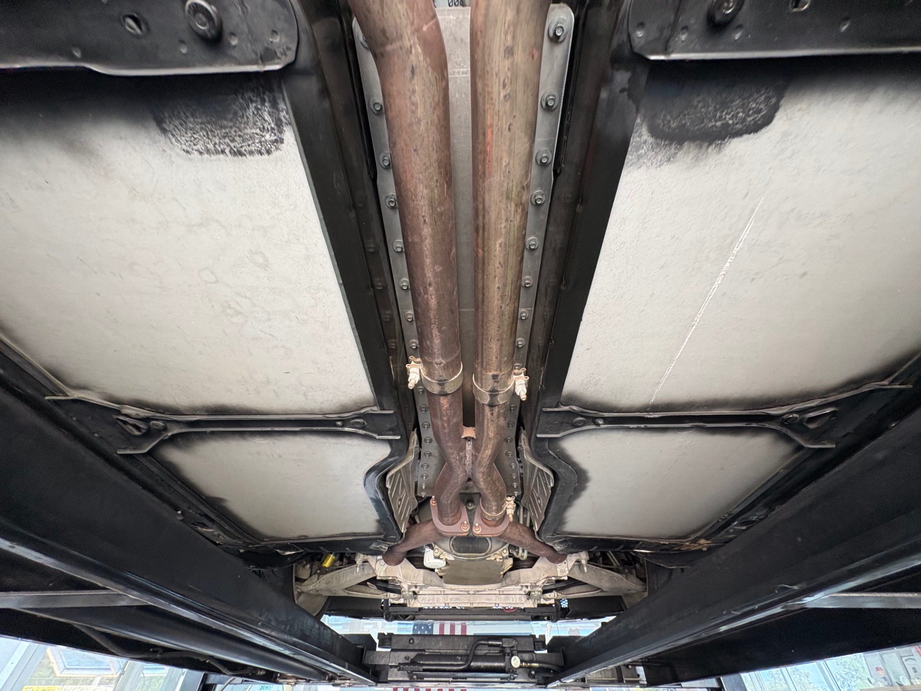 Vehicle photo 48
