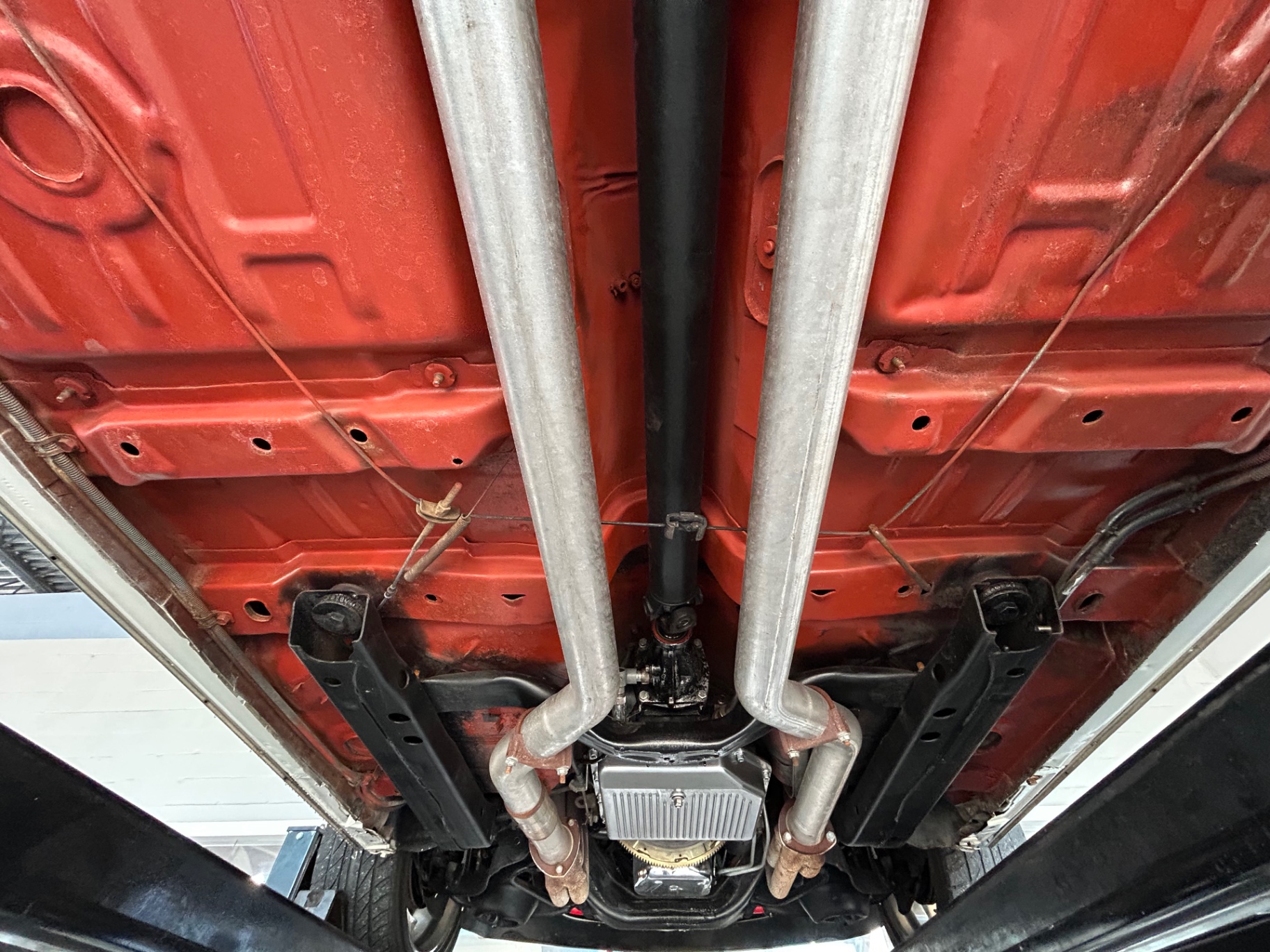 Vehicle photo 45