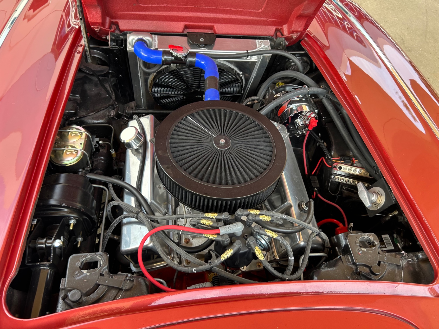 Vehicle photo 31