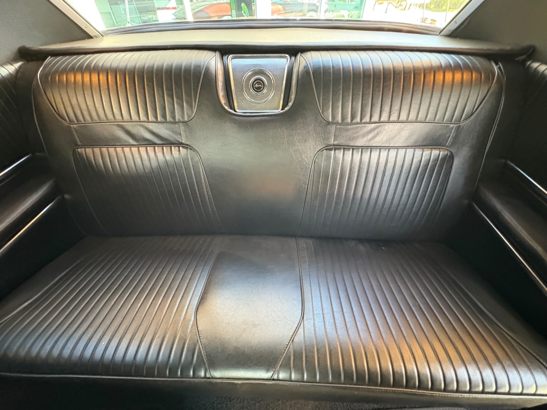 Vehicle photo 42