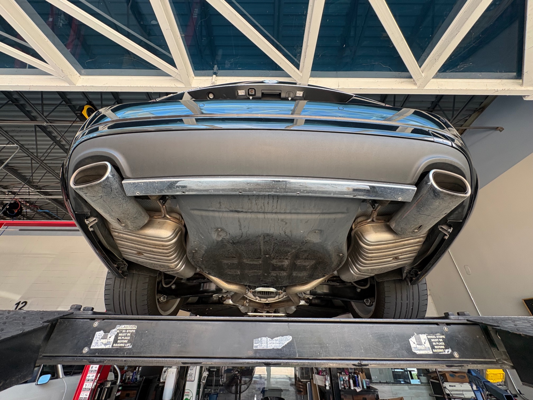 Vehicle photo 40