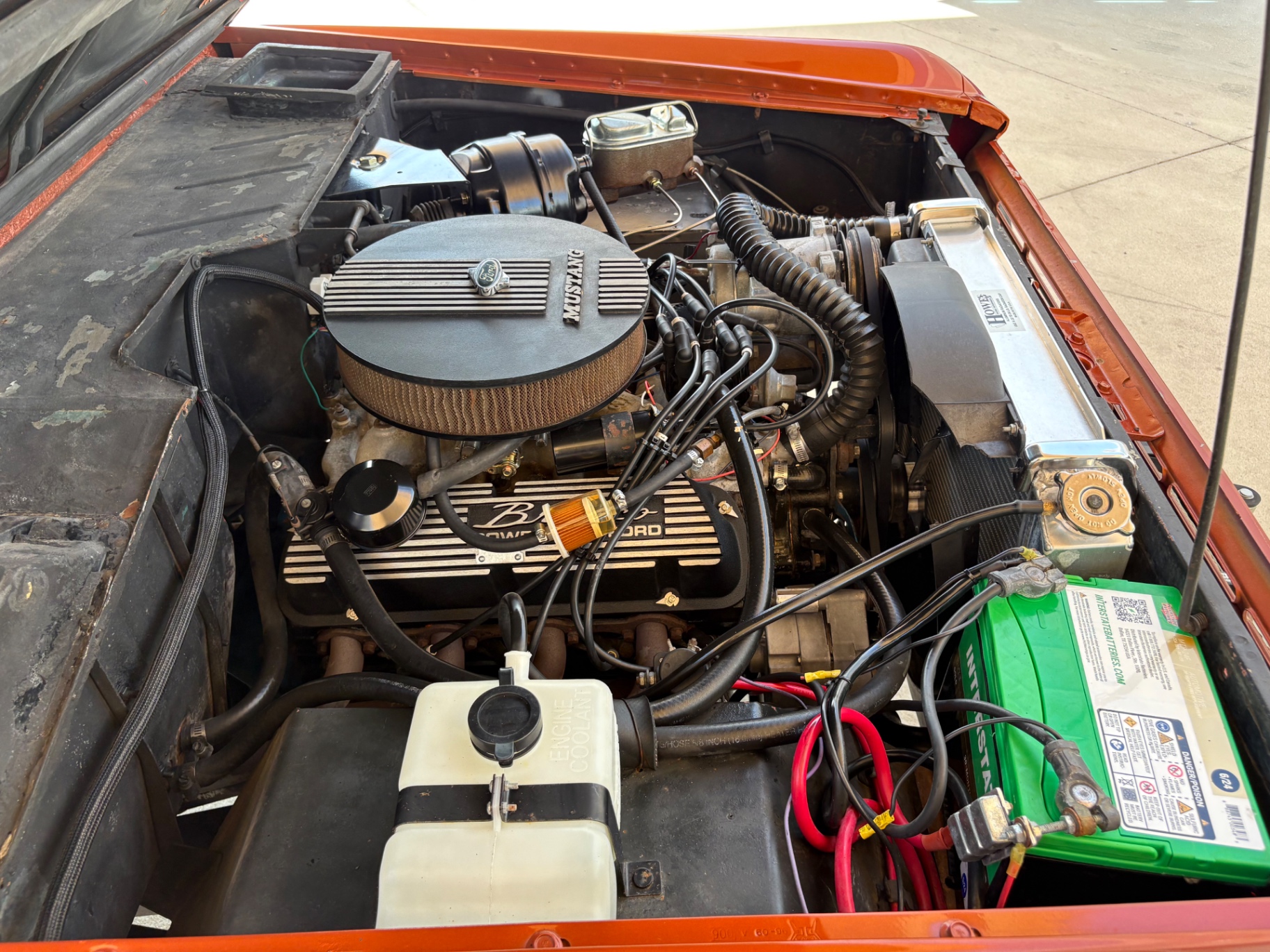 Vehicle photo 24