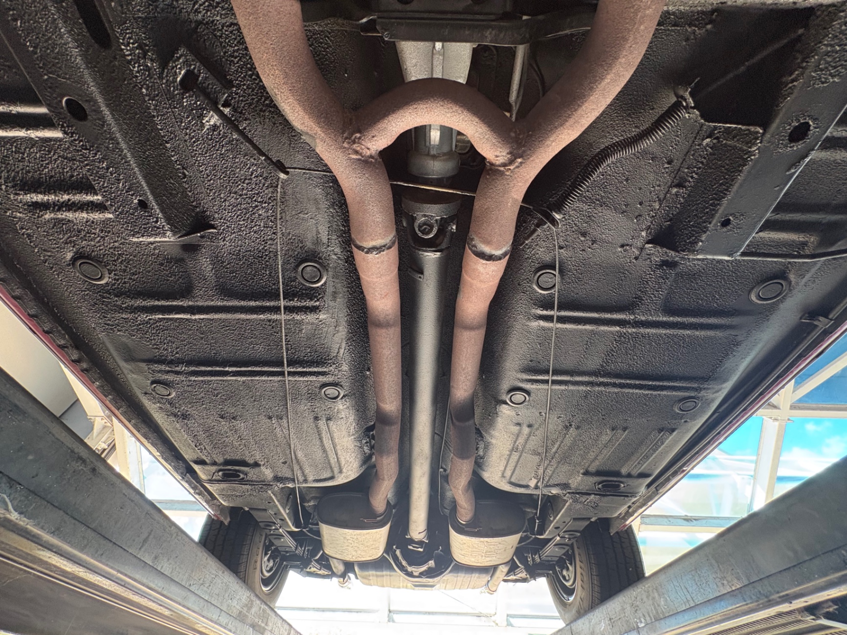 Vehicle photo 57