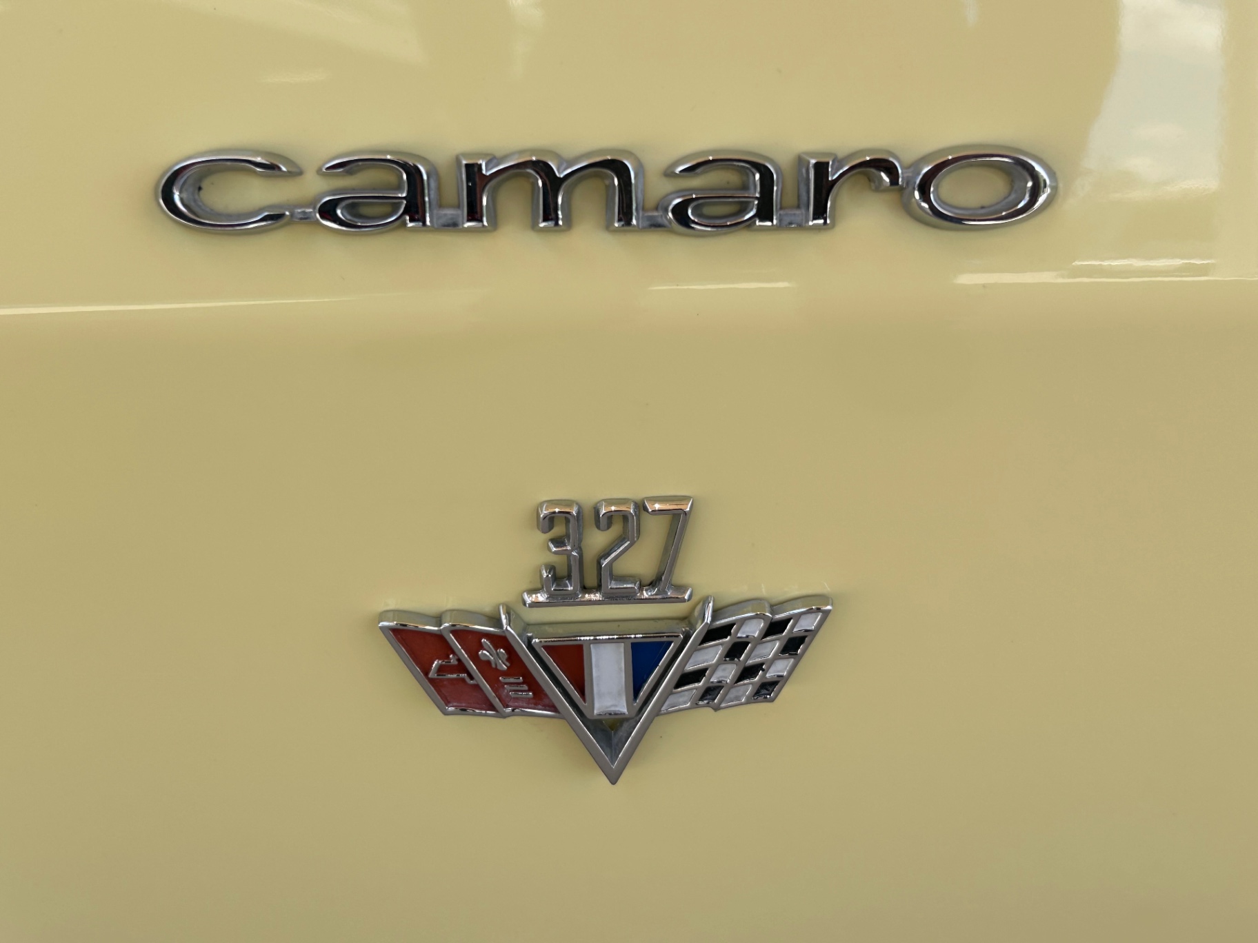 Vehicle photo 16