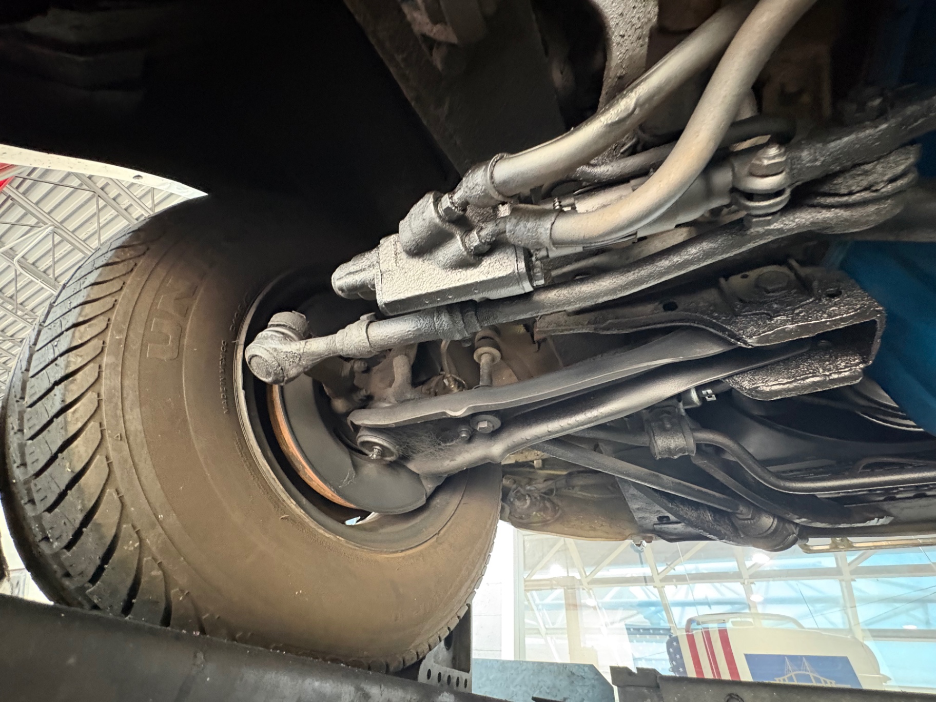 Vehicle photo 57