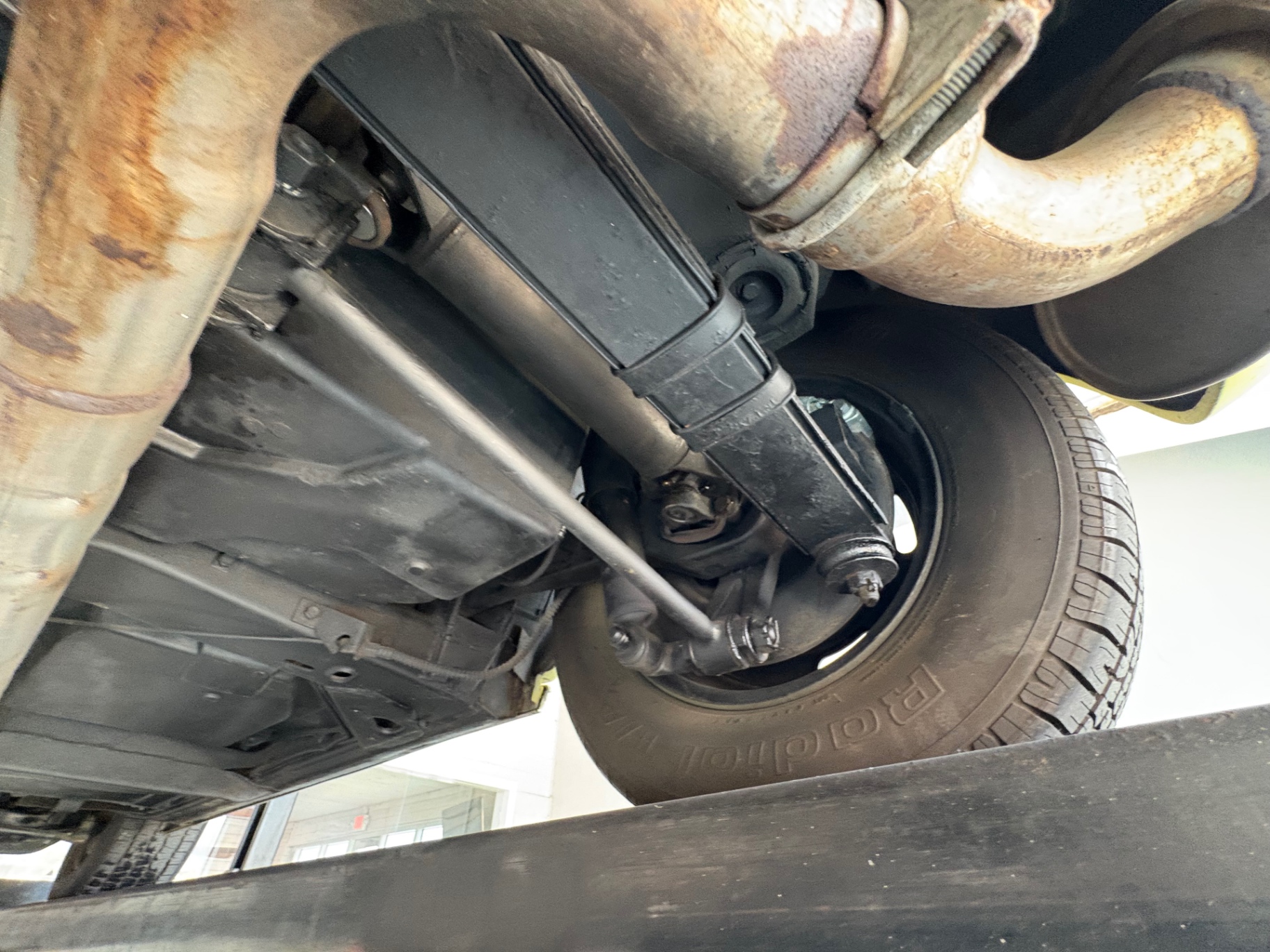 Vehicle photo 42