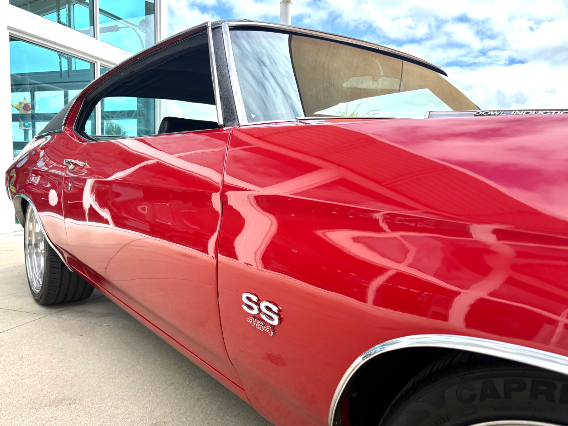 Vehicle photo 21