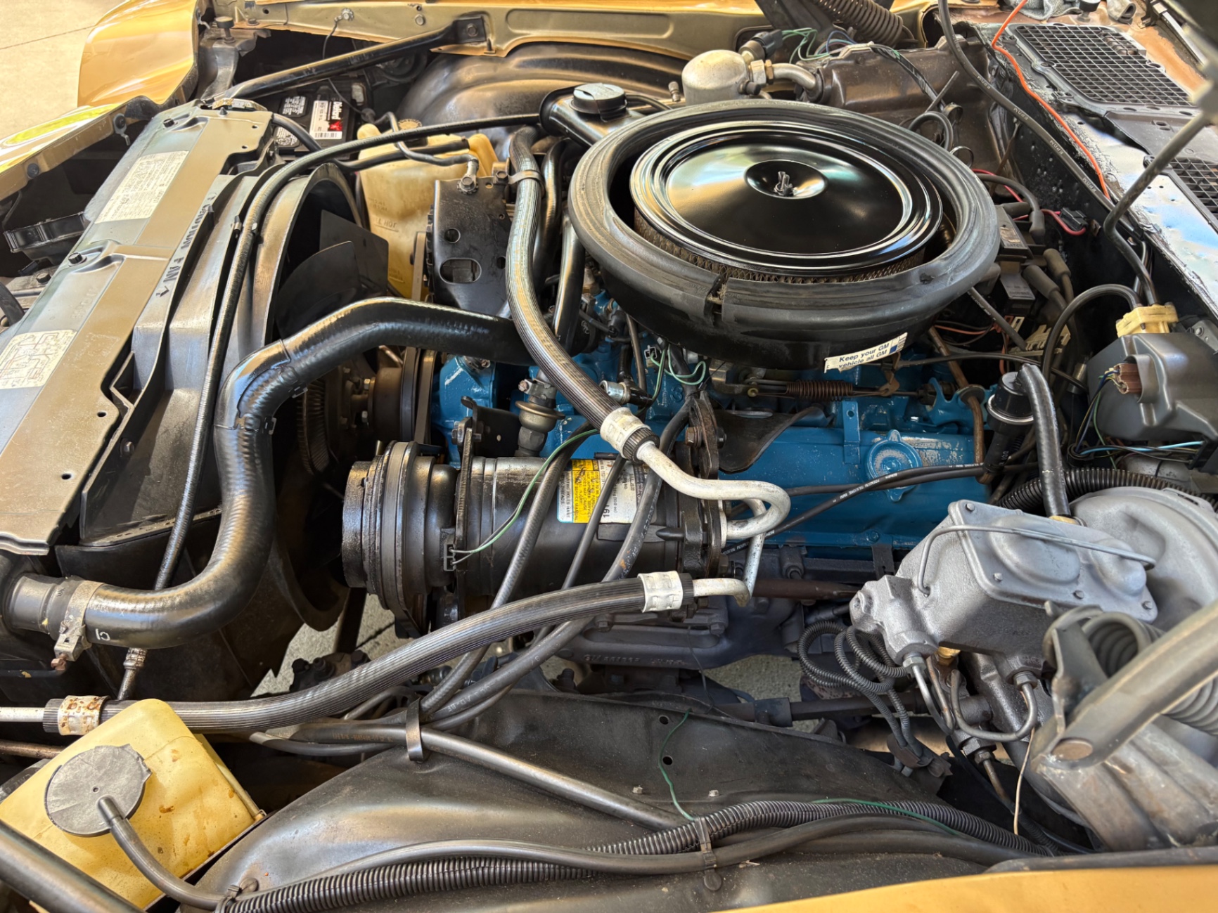 Vehicle photo 15