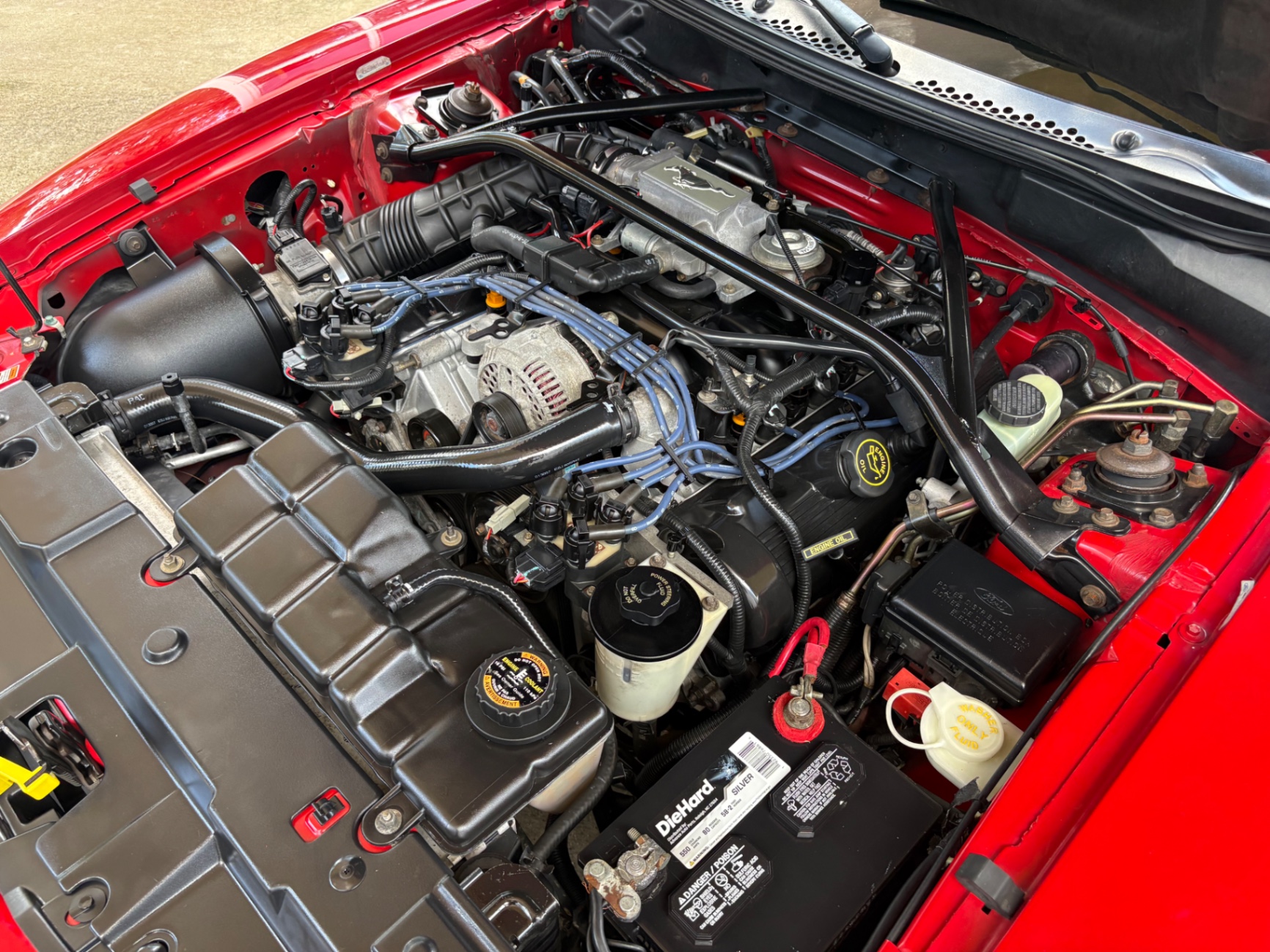 Vehicle photo 32