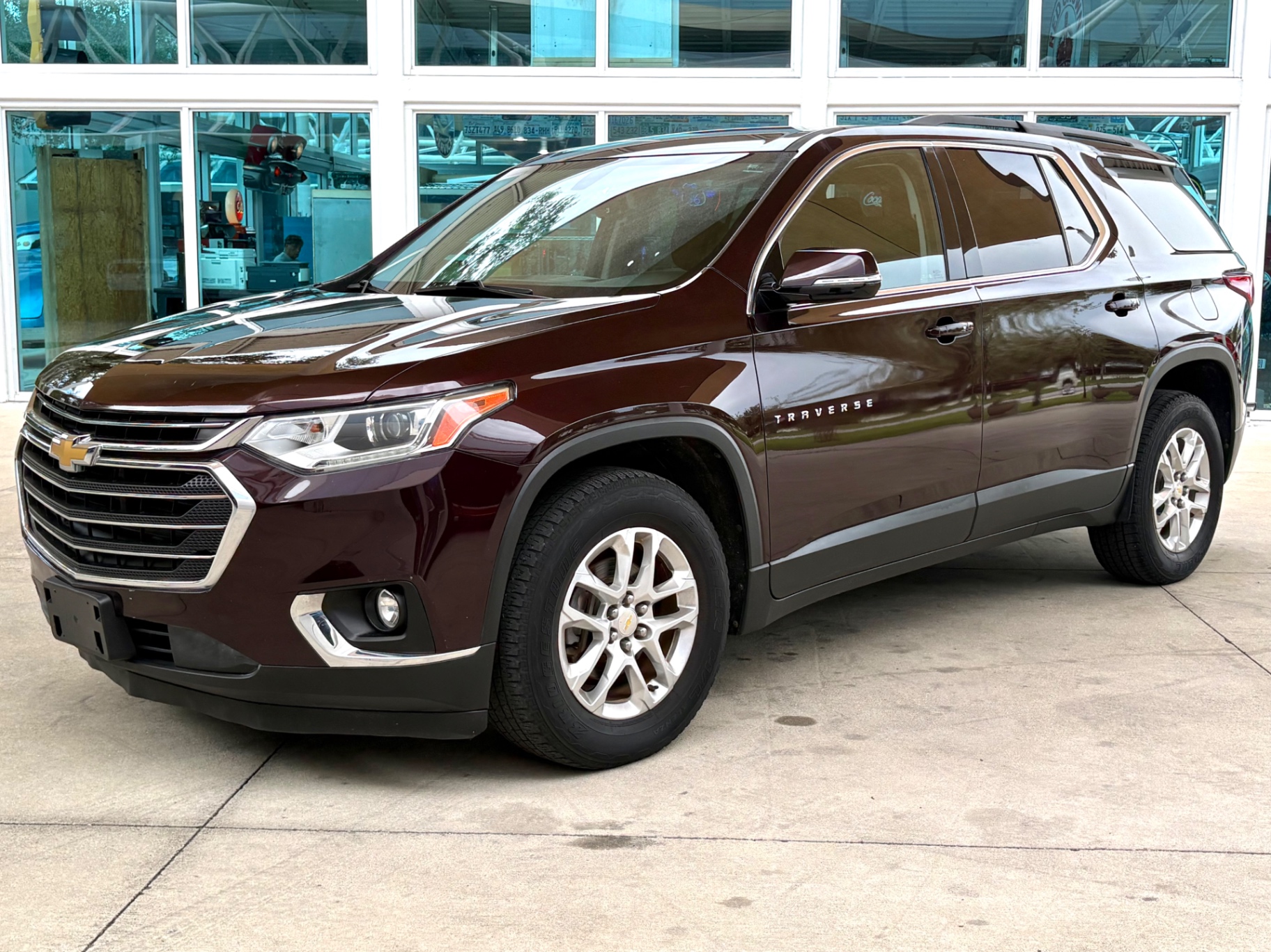 Vehicle photo 11
