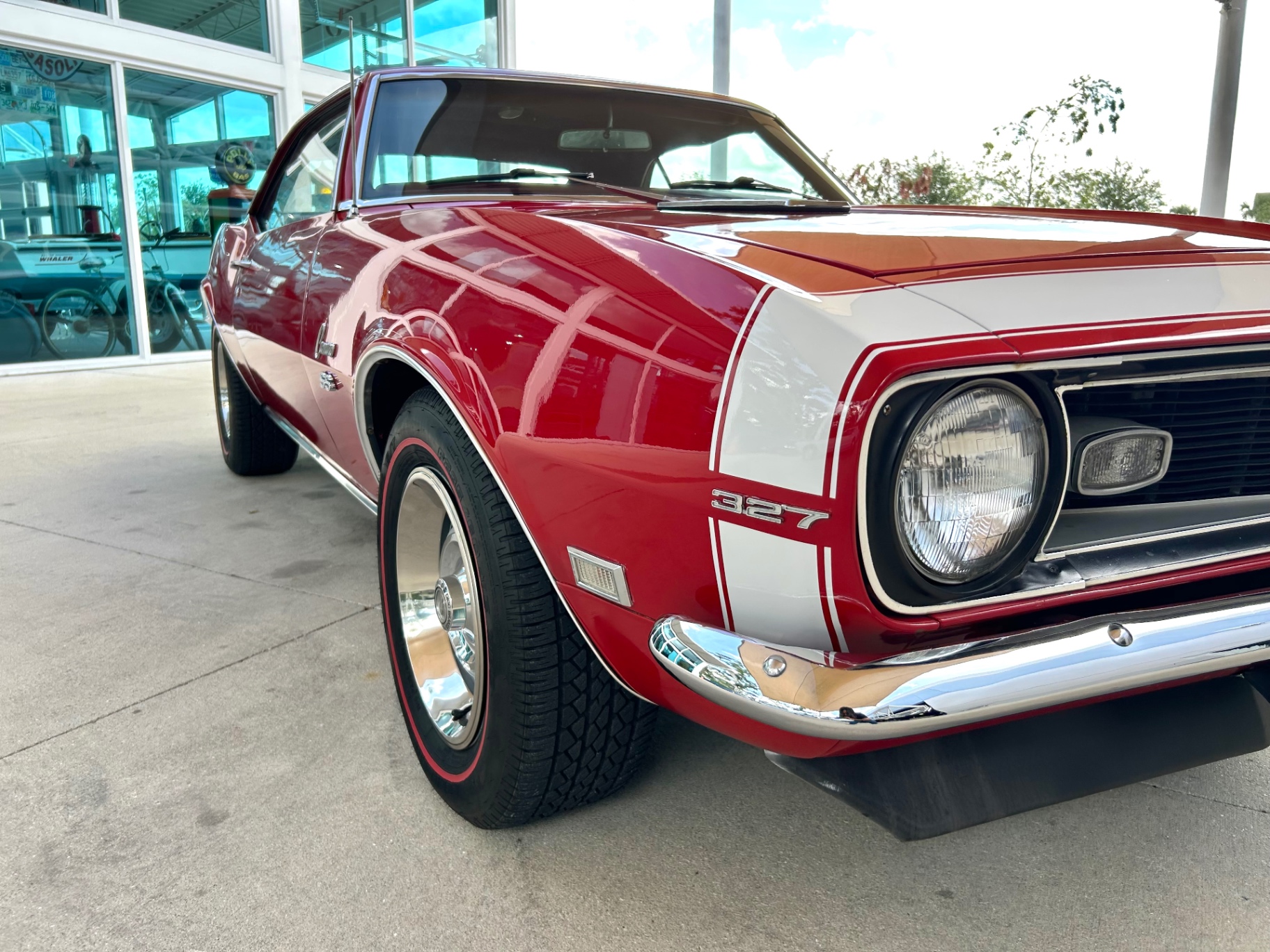 Vehicle photo 20
