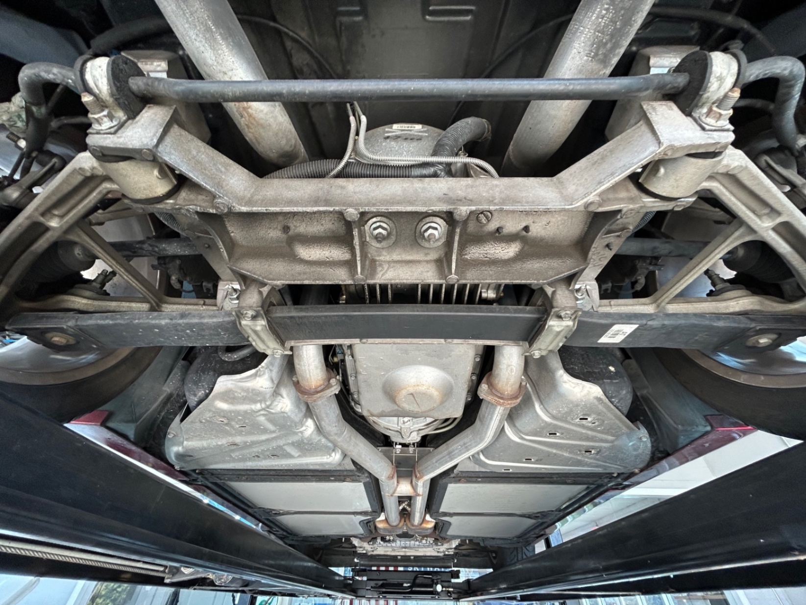 Vehicle photo 42